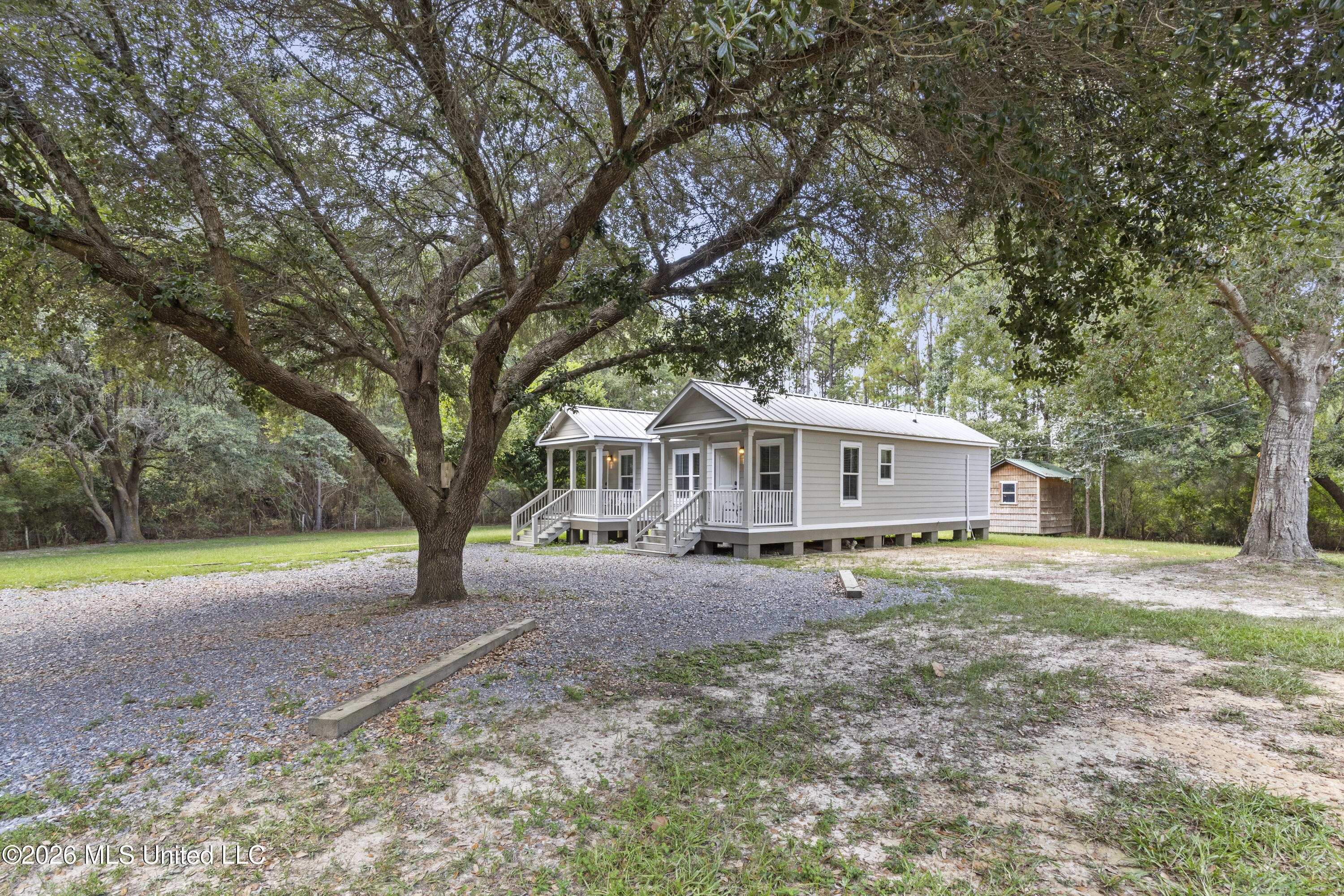15447 C C Camp Road Property Photo 3
