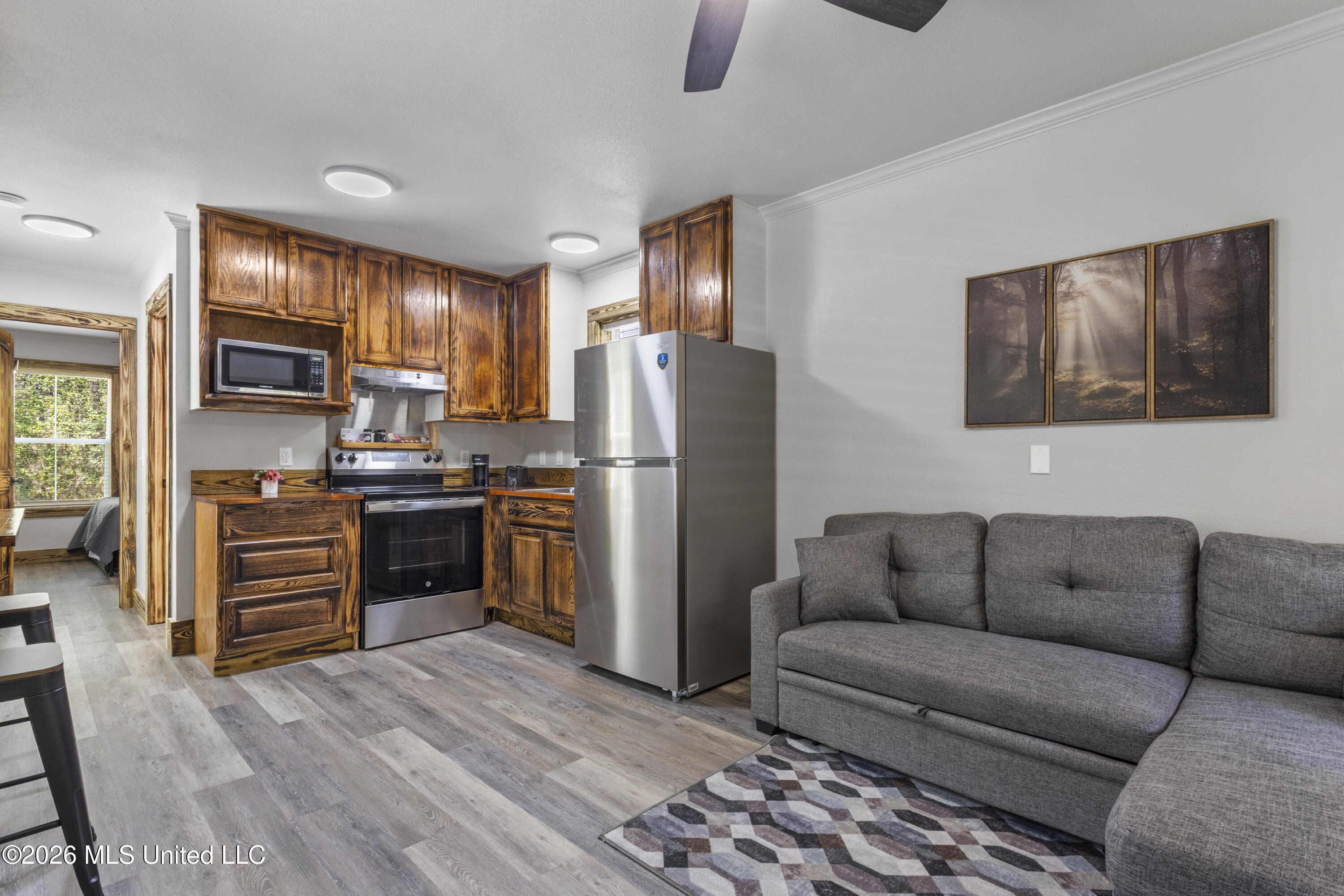 15447 C C Camp Road Property Photo 7