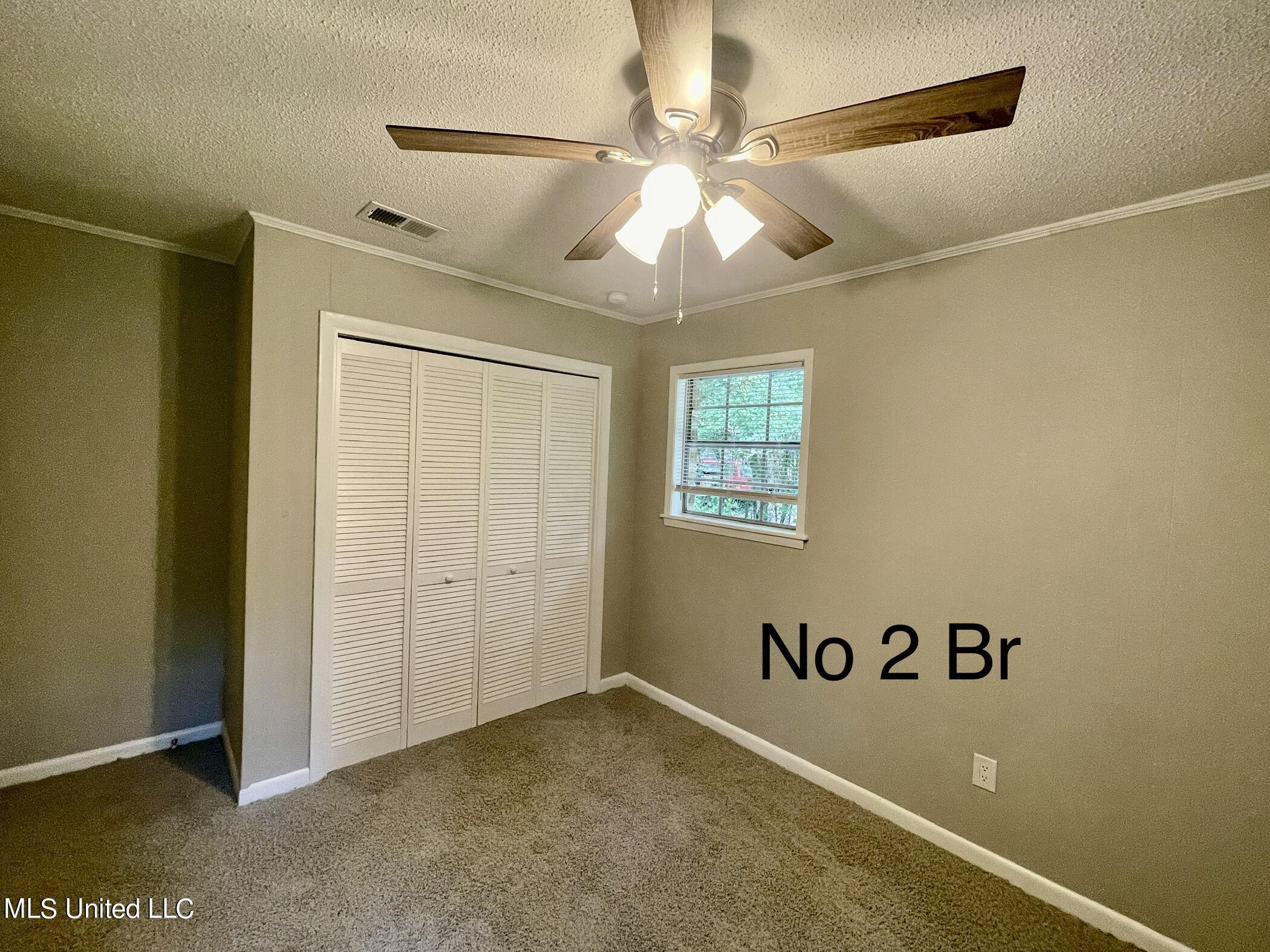 7402 Joy Drive Property Photo 9