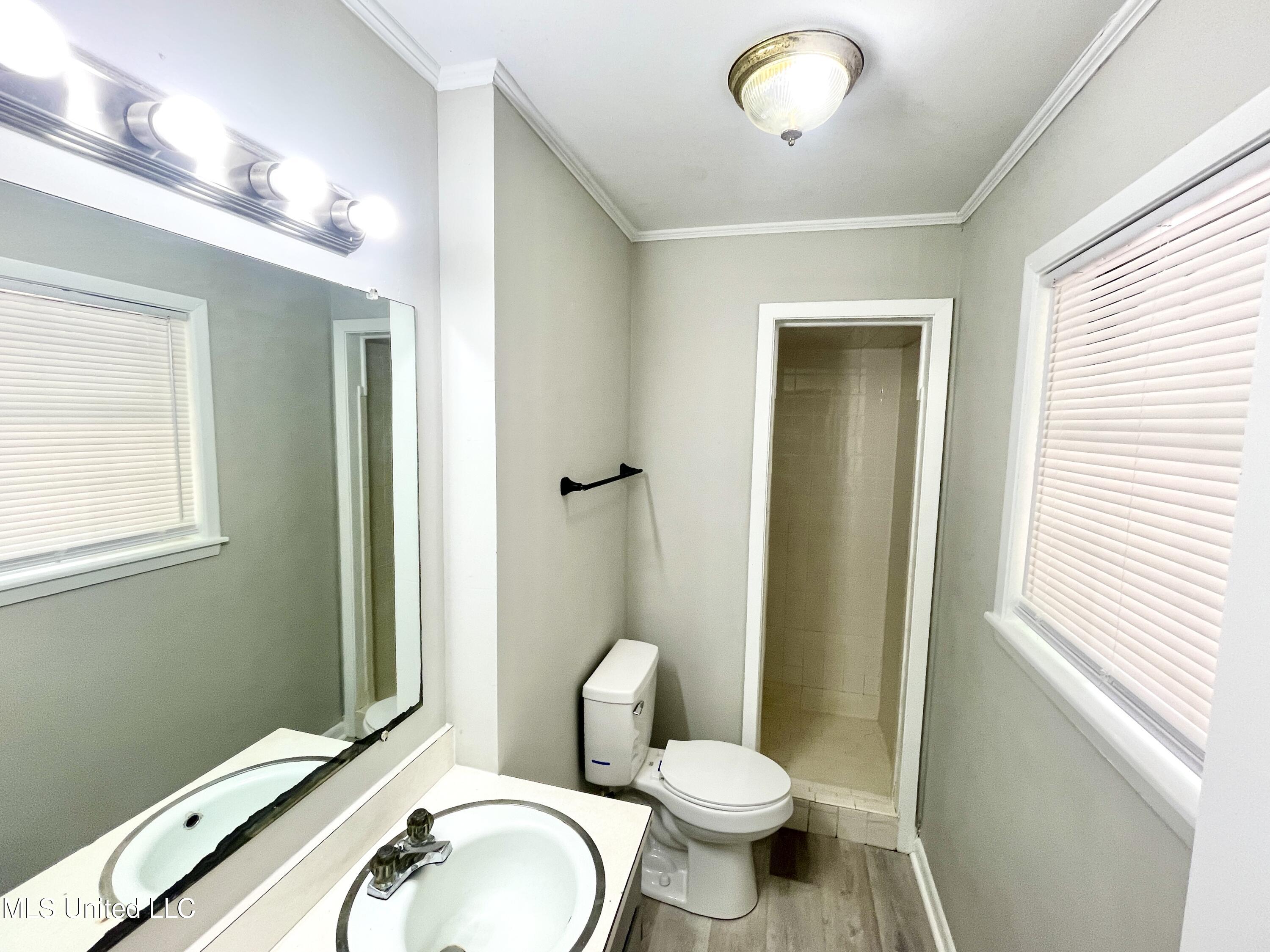 7402 Joy Drive Property Photo 11