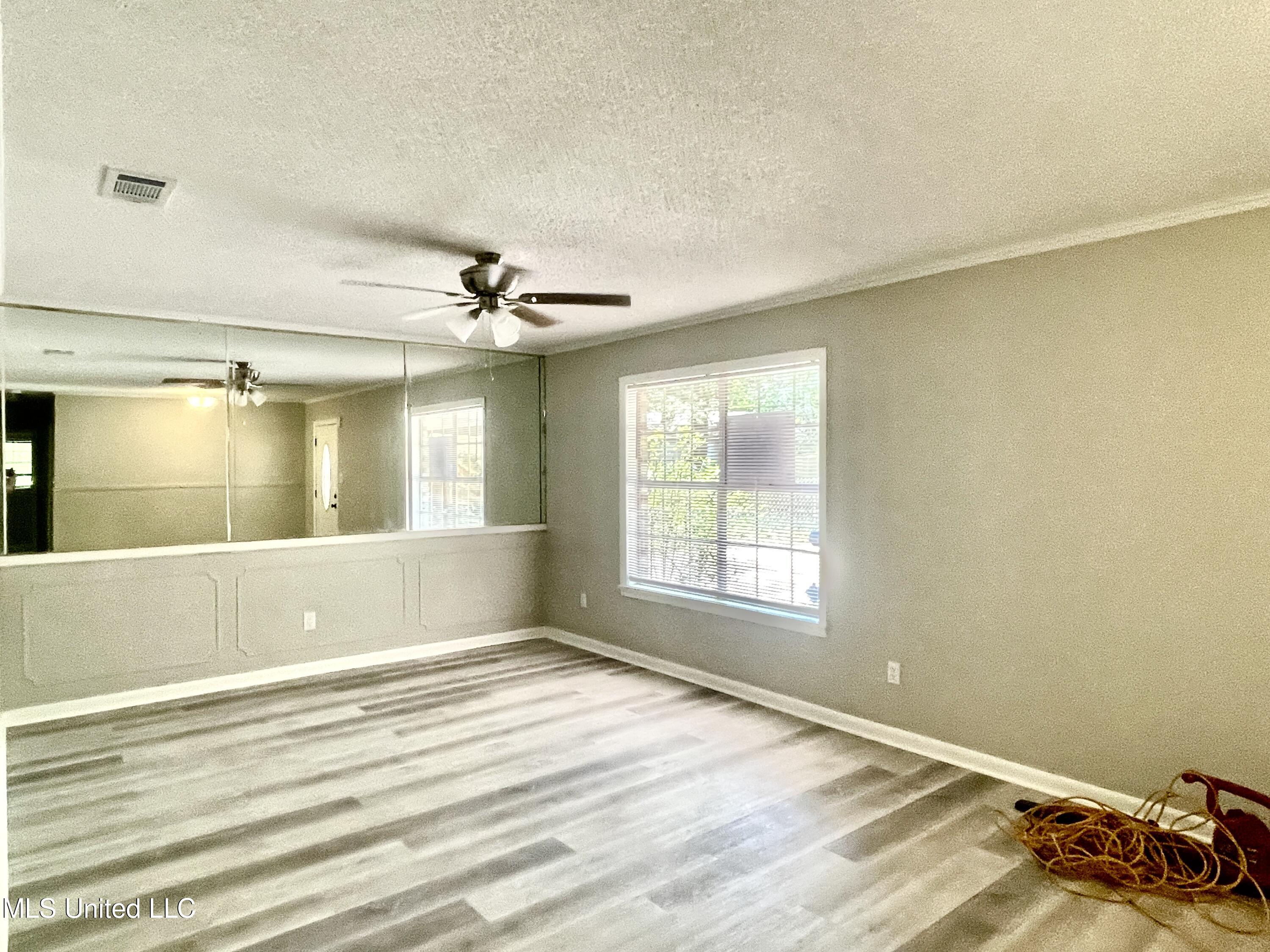 7402 Joy Drive Property Photo 17