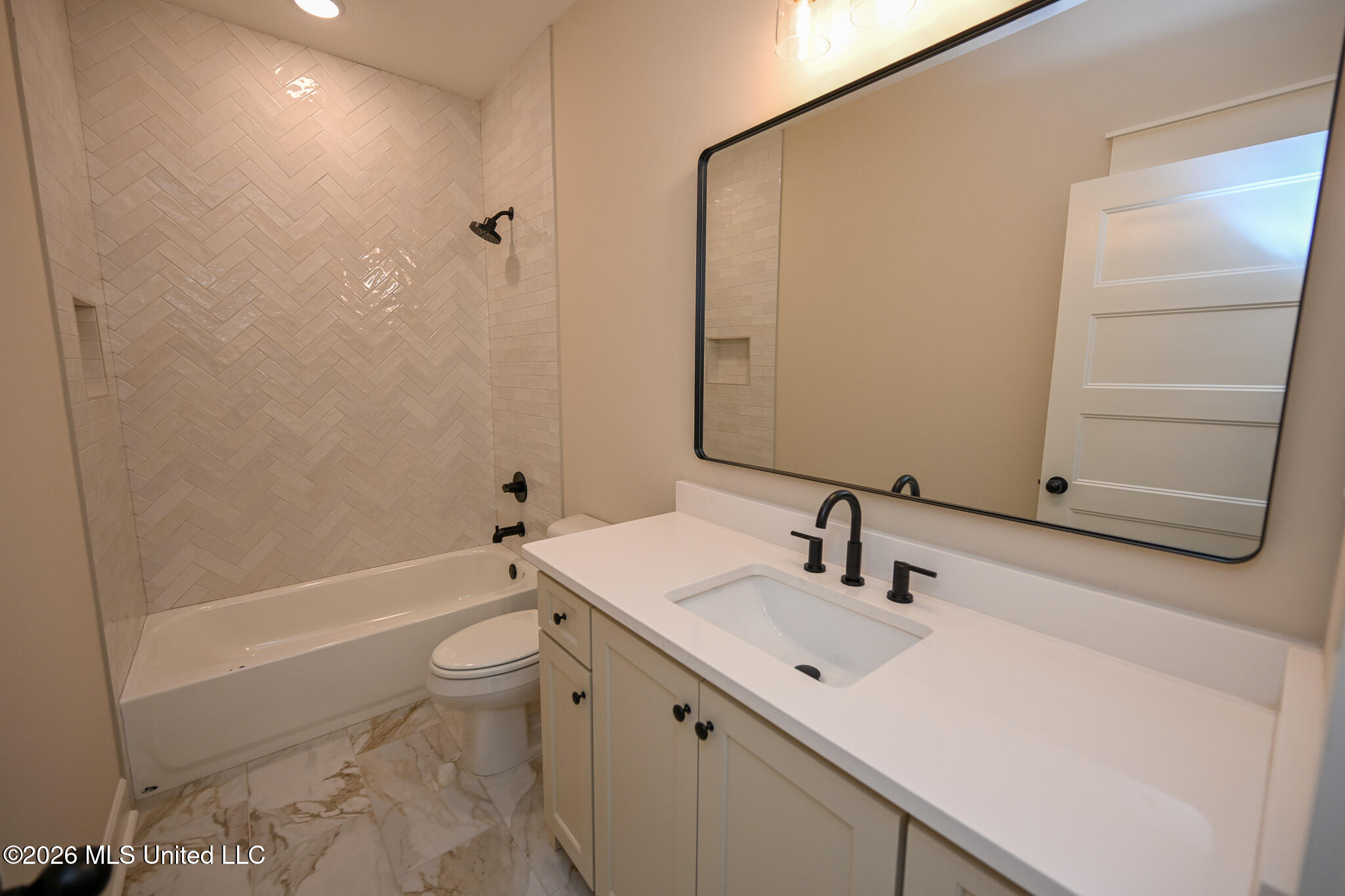 124 Oakworth Drive Property Photo 23
