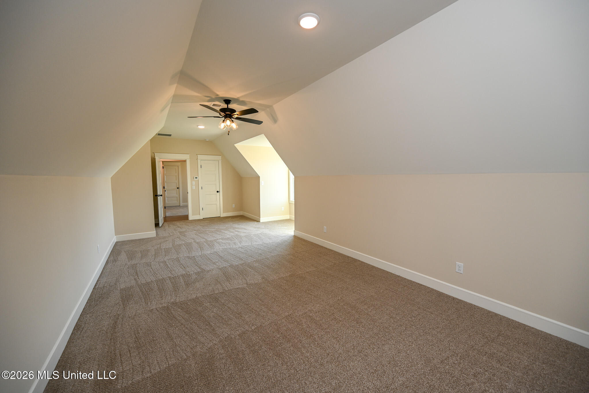 124 Oakworth Drive Property Photo 32
