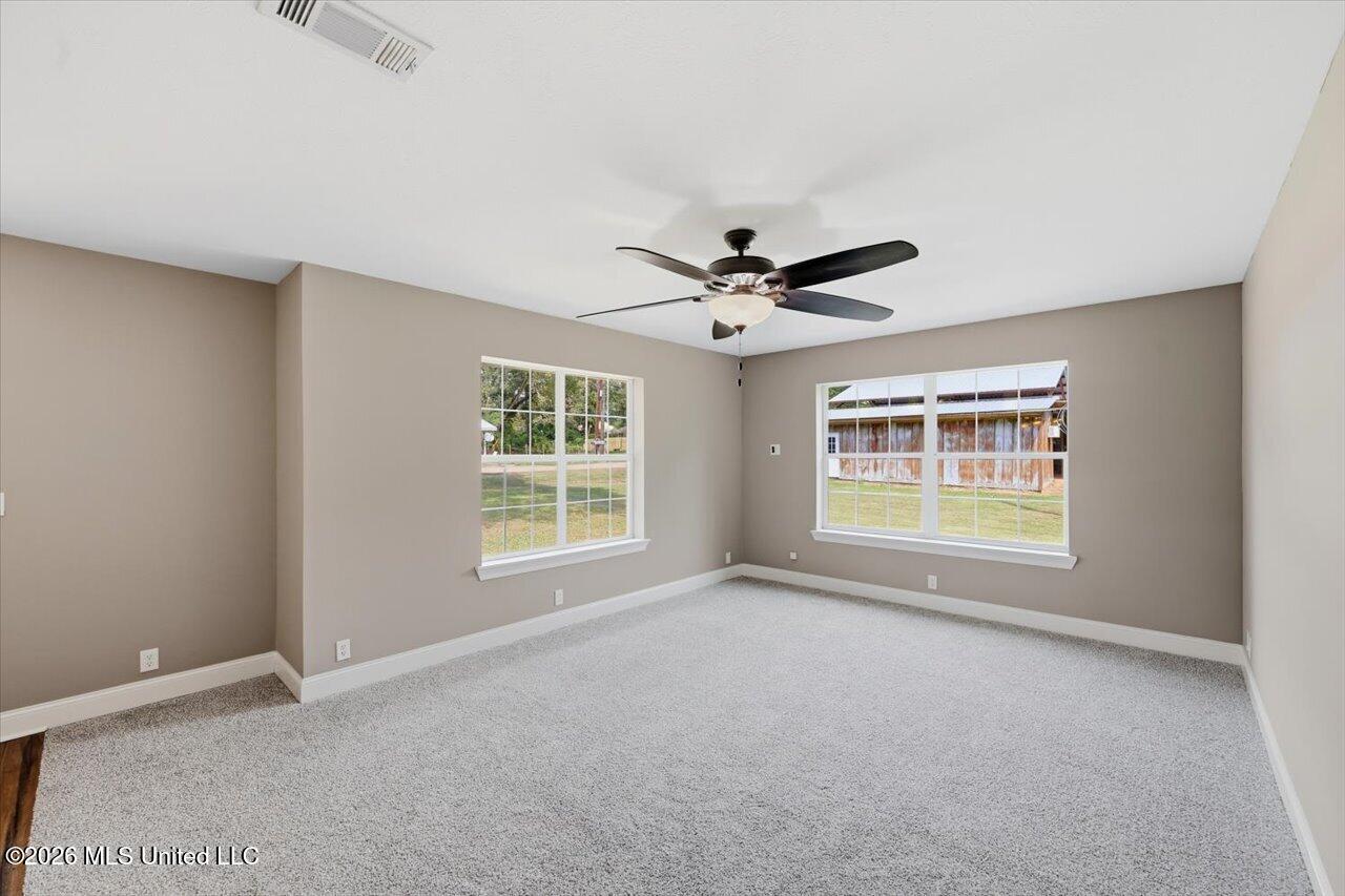 210 W Laurel Avenue Property Photo 13