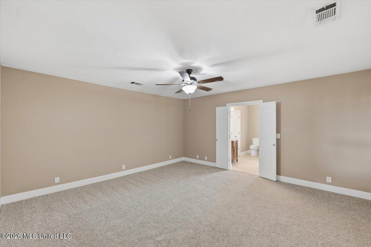 210 W Laurel Avenue Property Photo 16