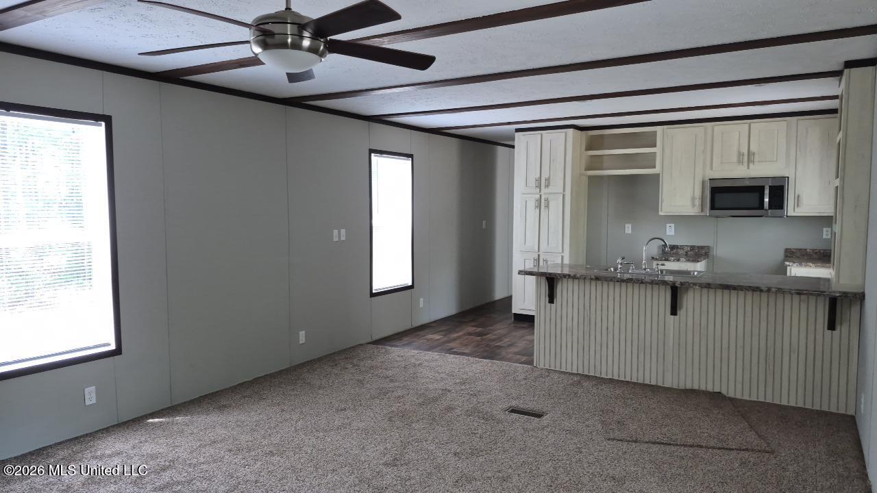 265 Smith Road Property Photo 4