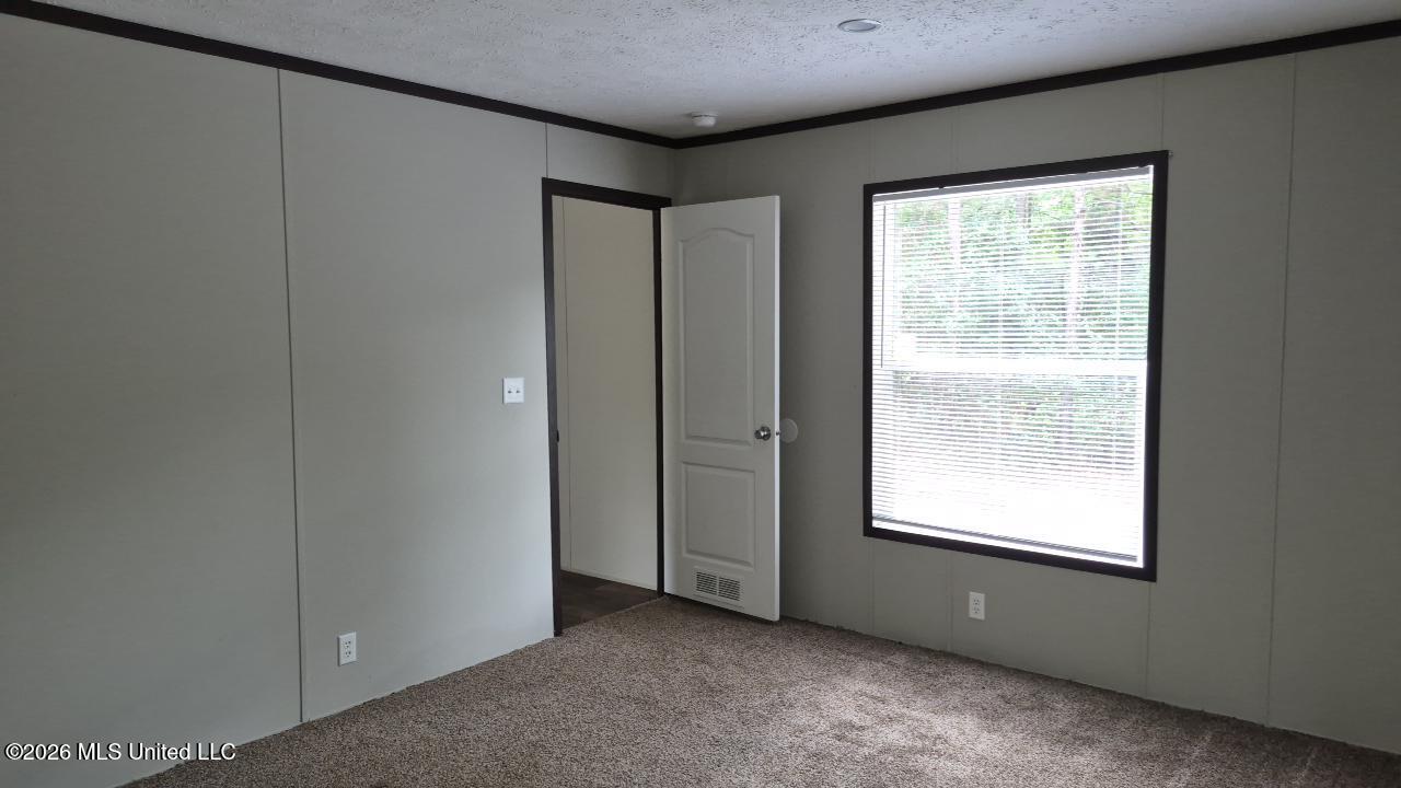 265 Smith Road Property Photo 9