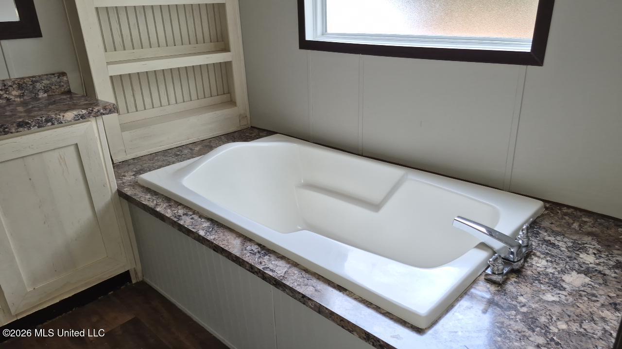 265 Smith Road Property Photo 10