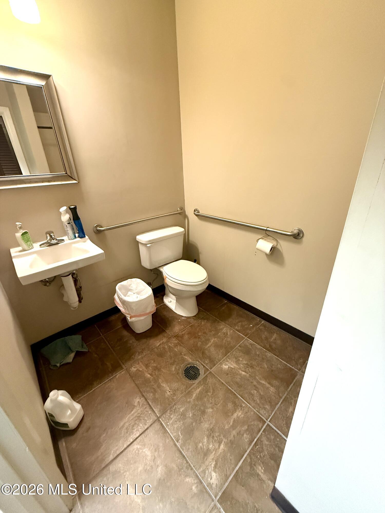 12760 Lorraine Road Property Photo 29