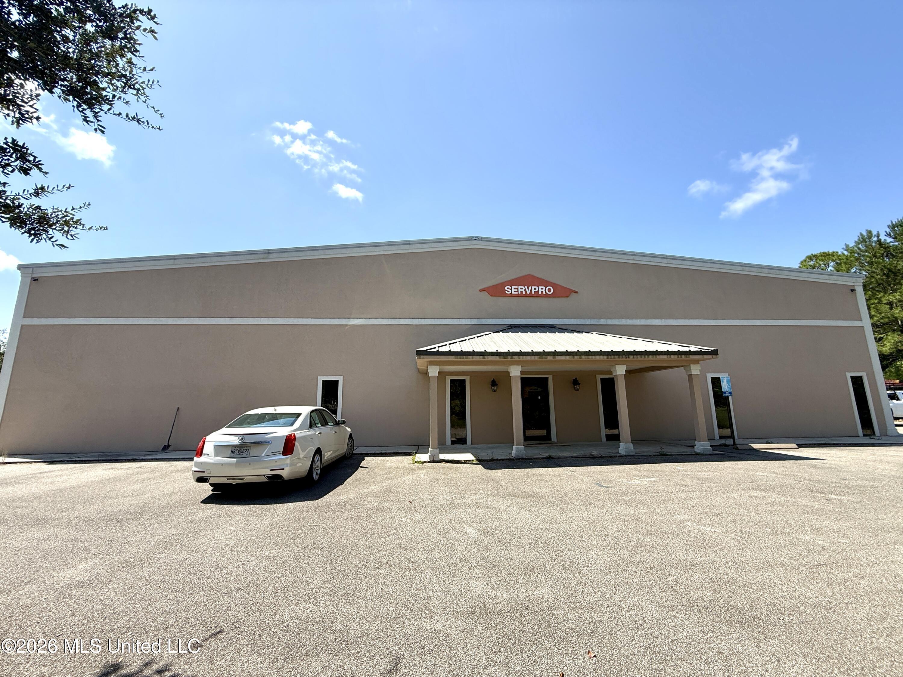12760 Lorraine Road Property Photo 4