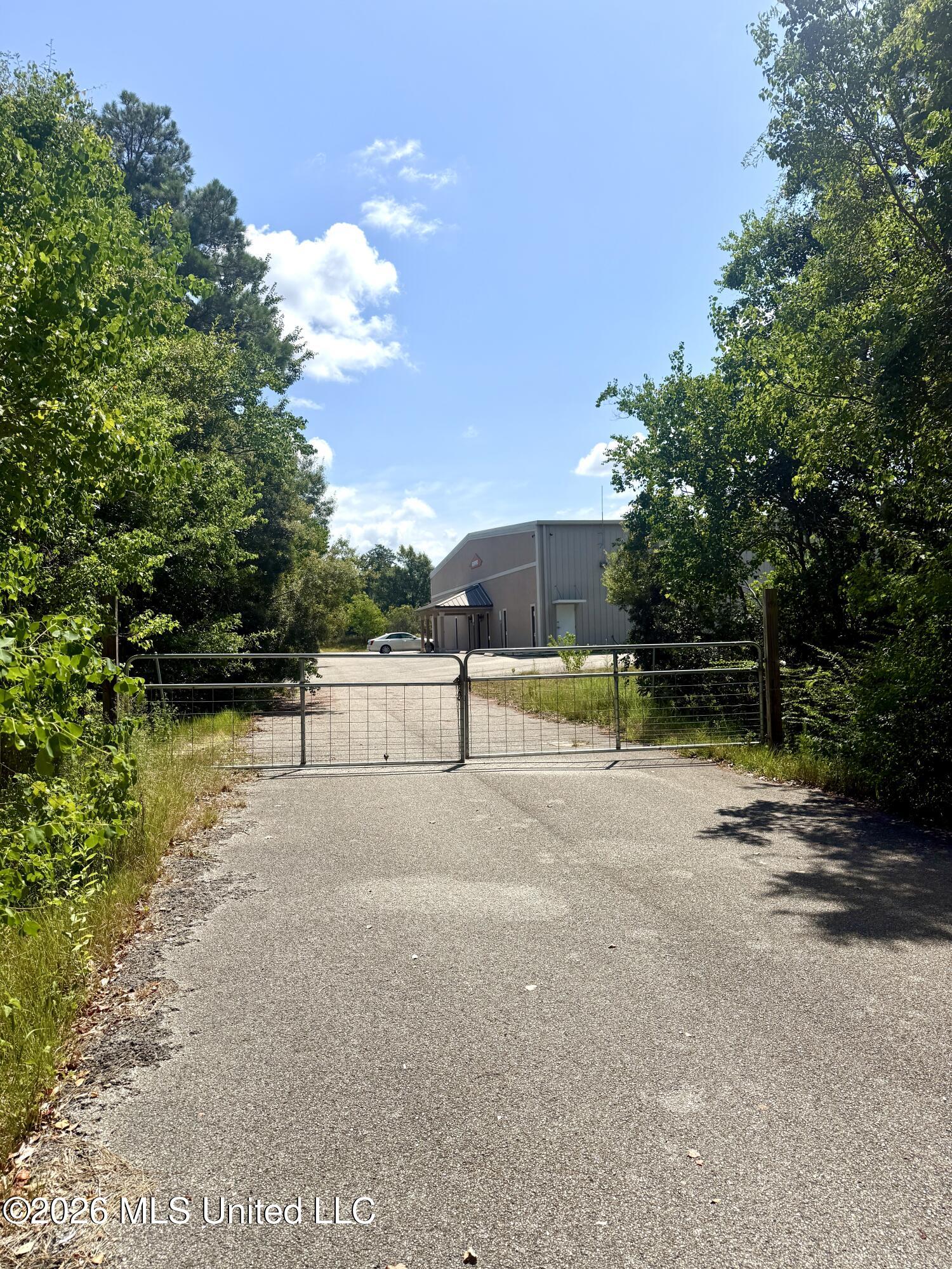 12760 Lorraine Road Property Photo 5