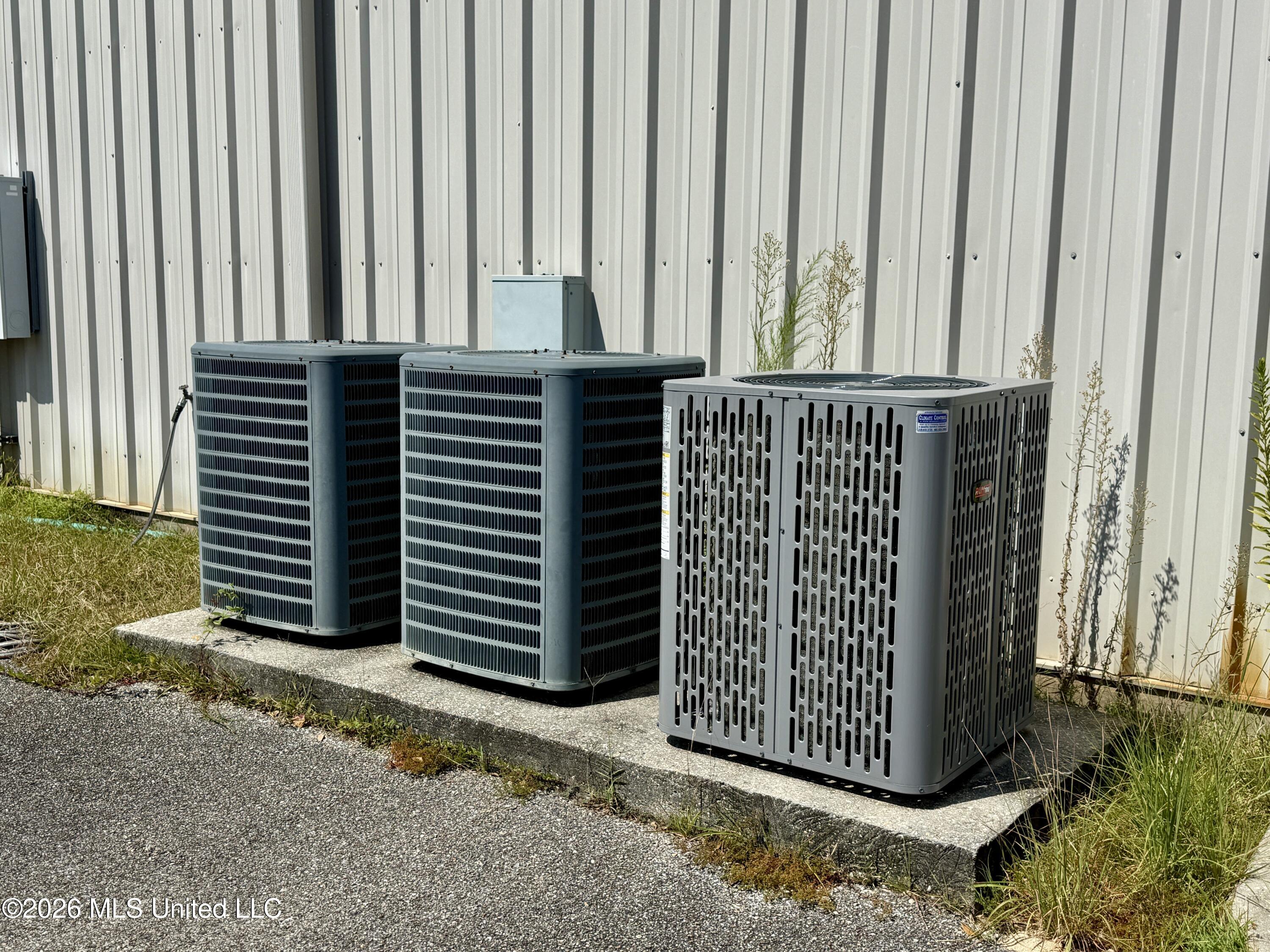 12760 Lorraine Road Property Photo 14
