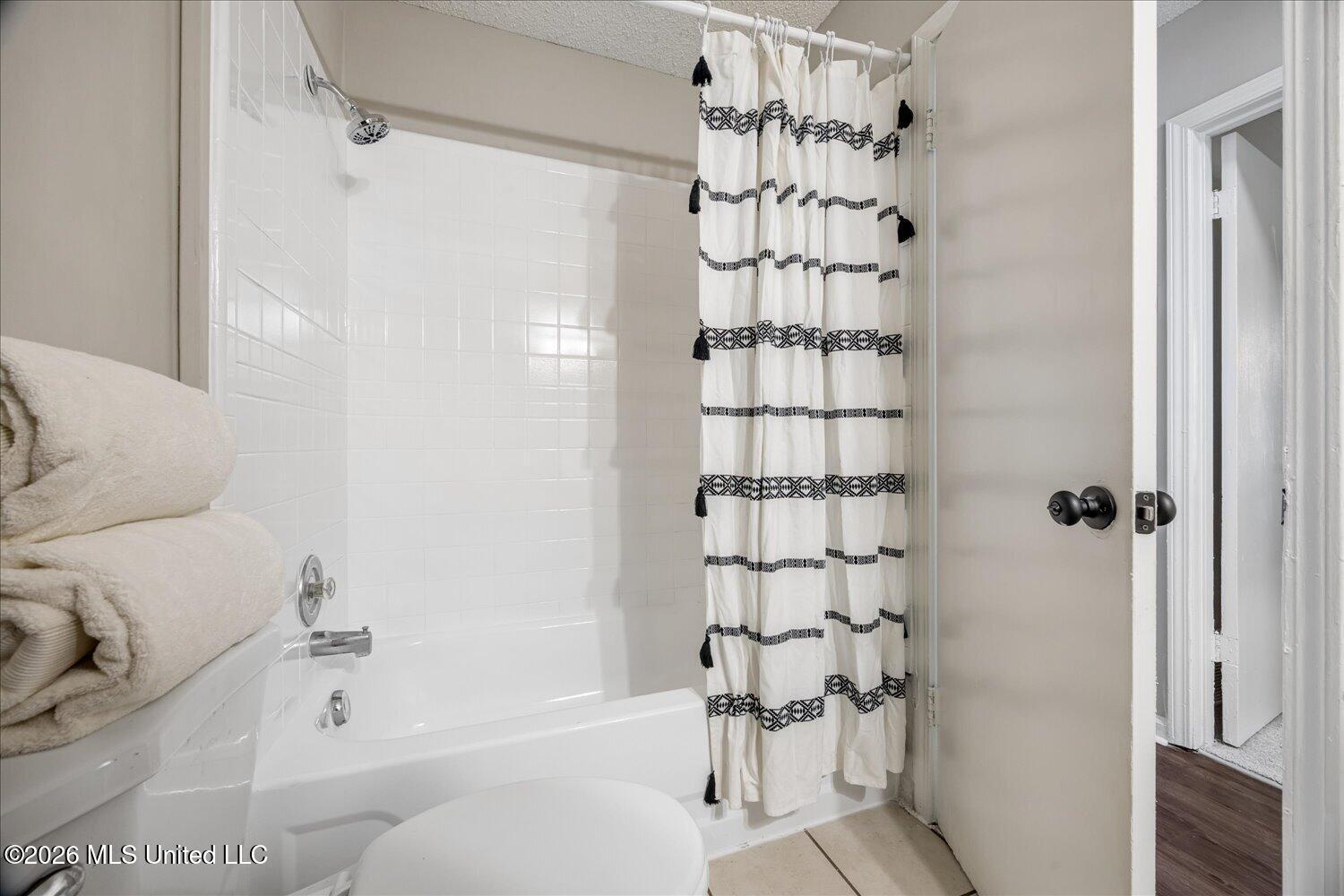 5698 Shannon Drive Property Photo 18