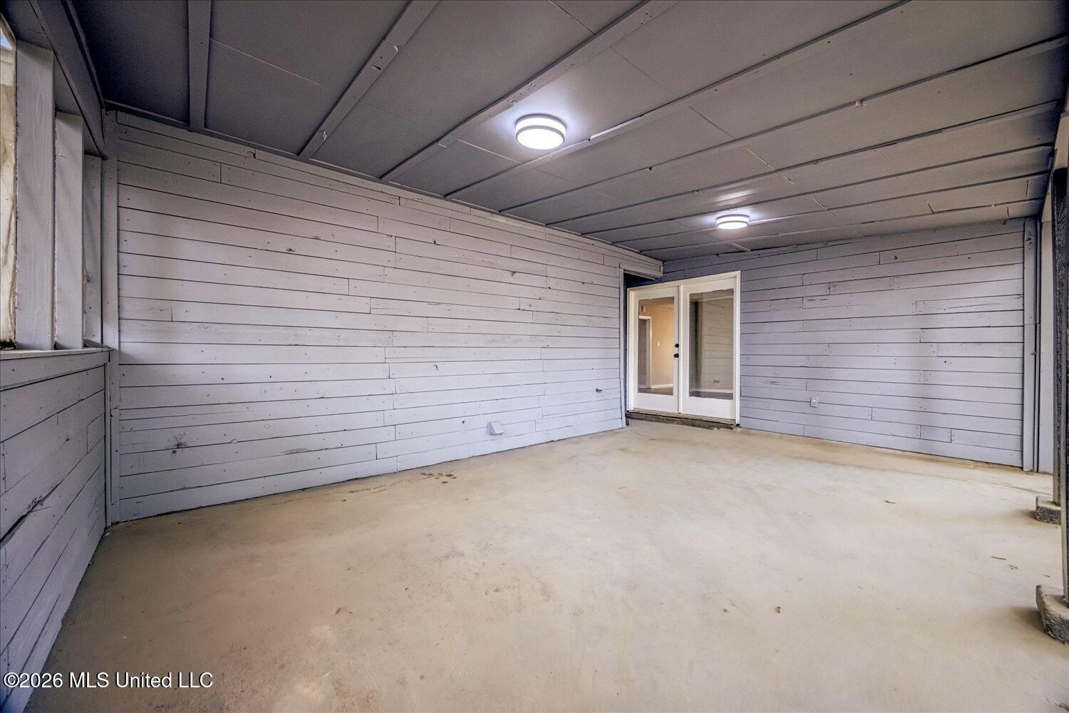 5698 Shannon Drive Property Photo 20