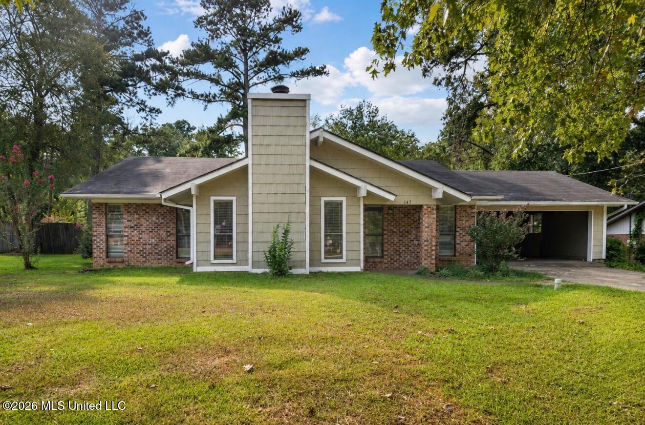 147 Oak Park Drive Property Photo 1