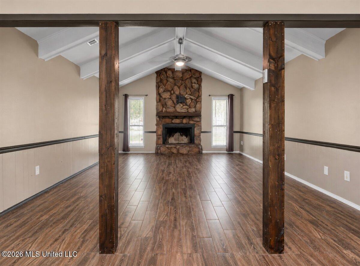 147 Oak Park Drive Property Photo 7