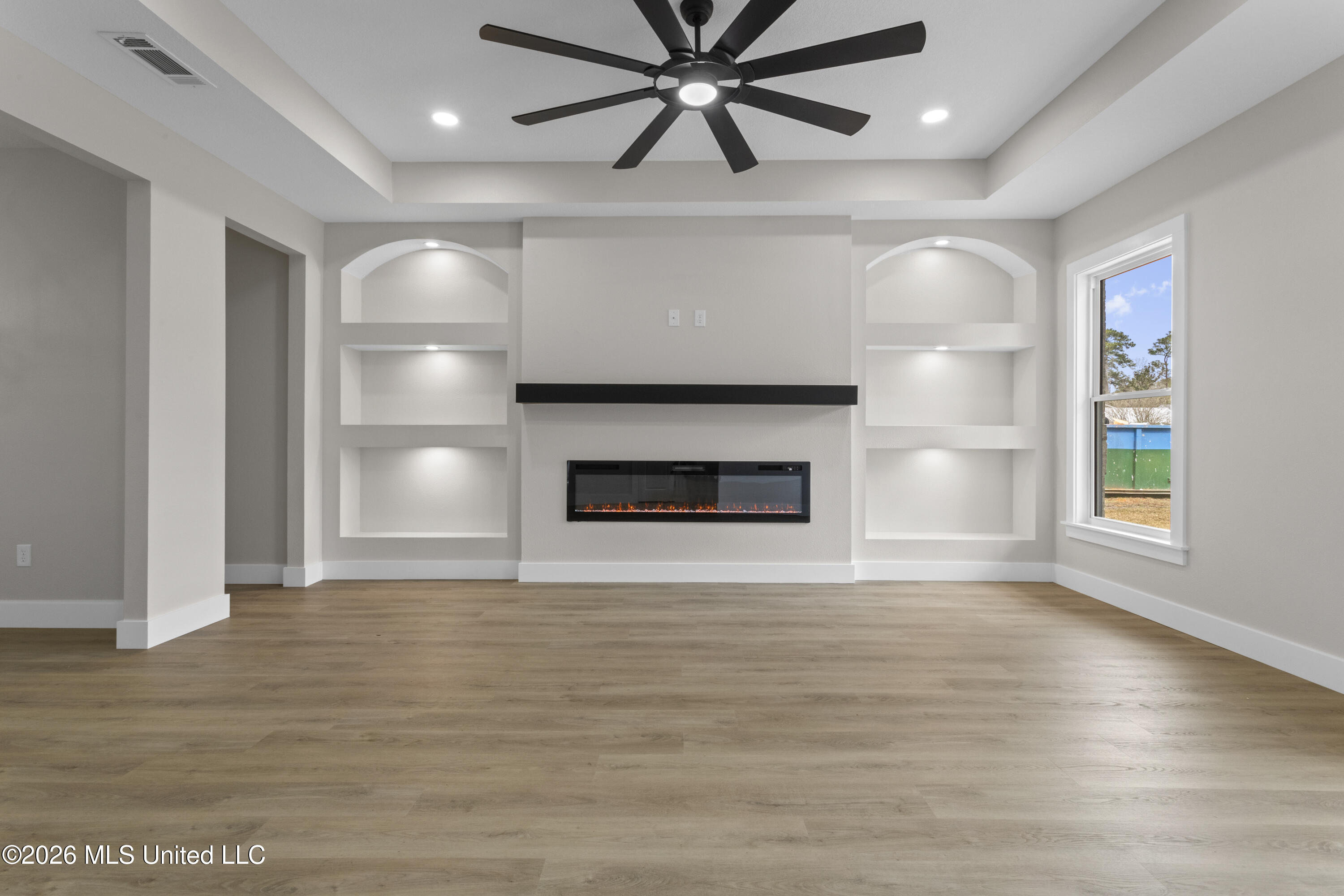 2014 Parkview Drive Property Photo 7