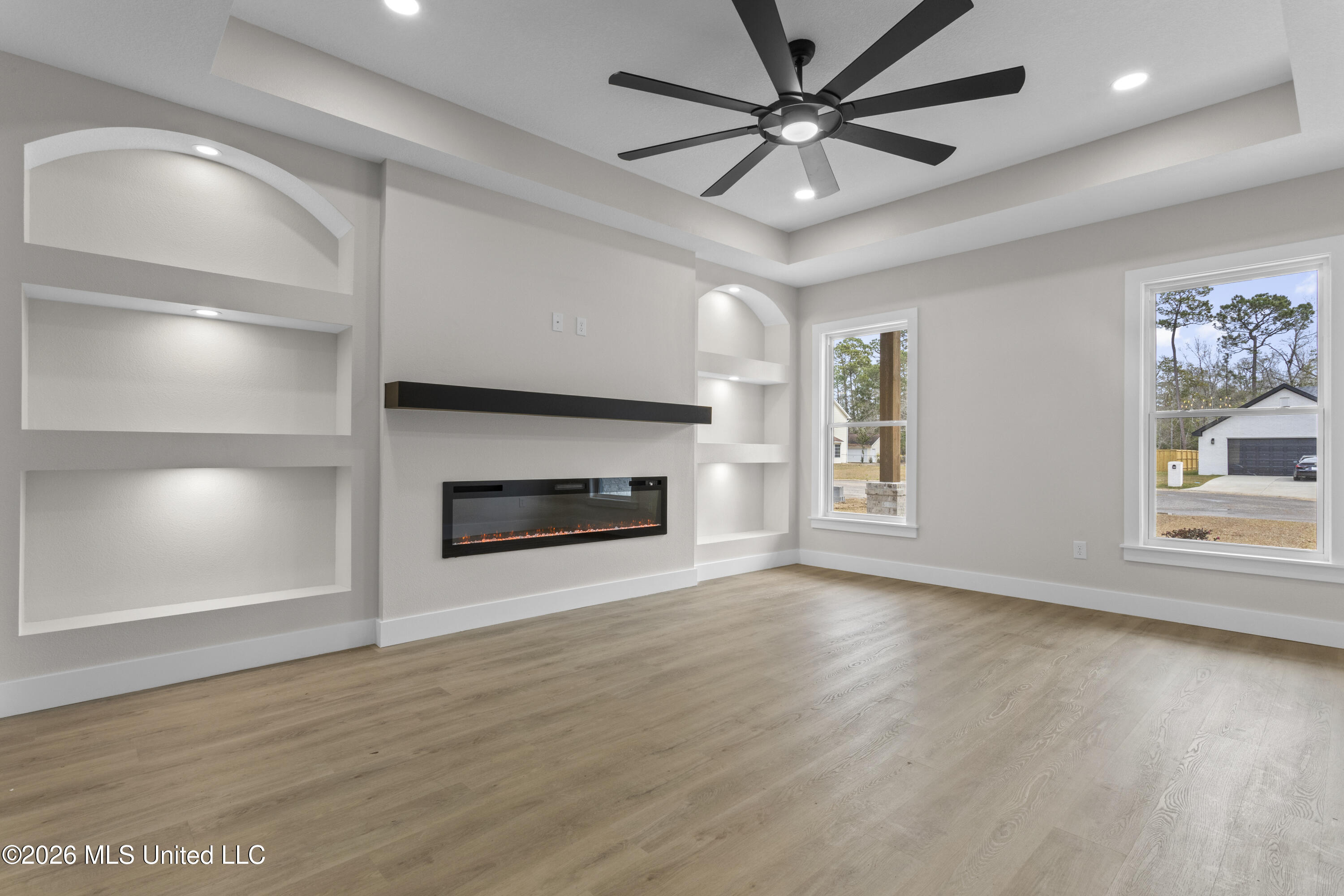 2014 Parkview Drive Property Photo 8
