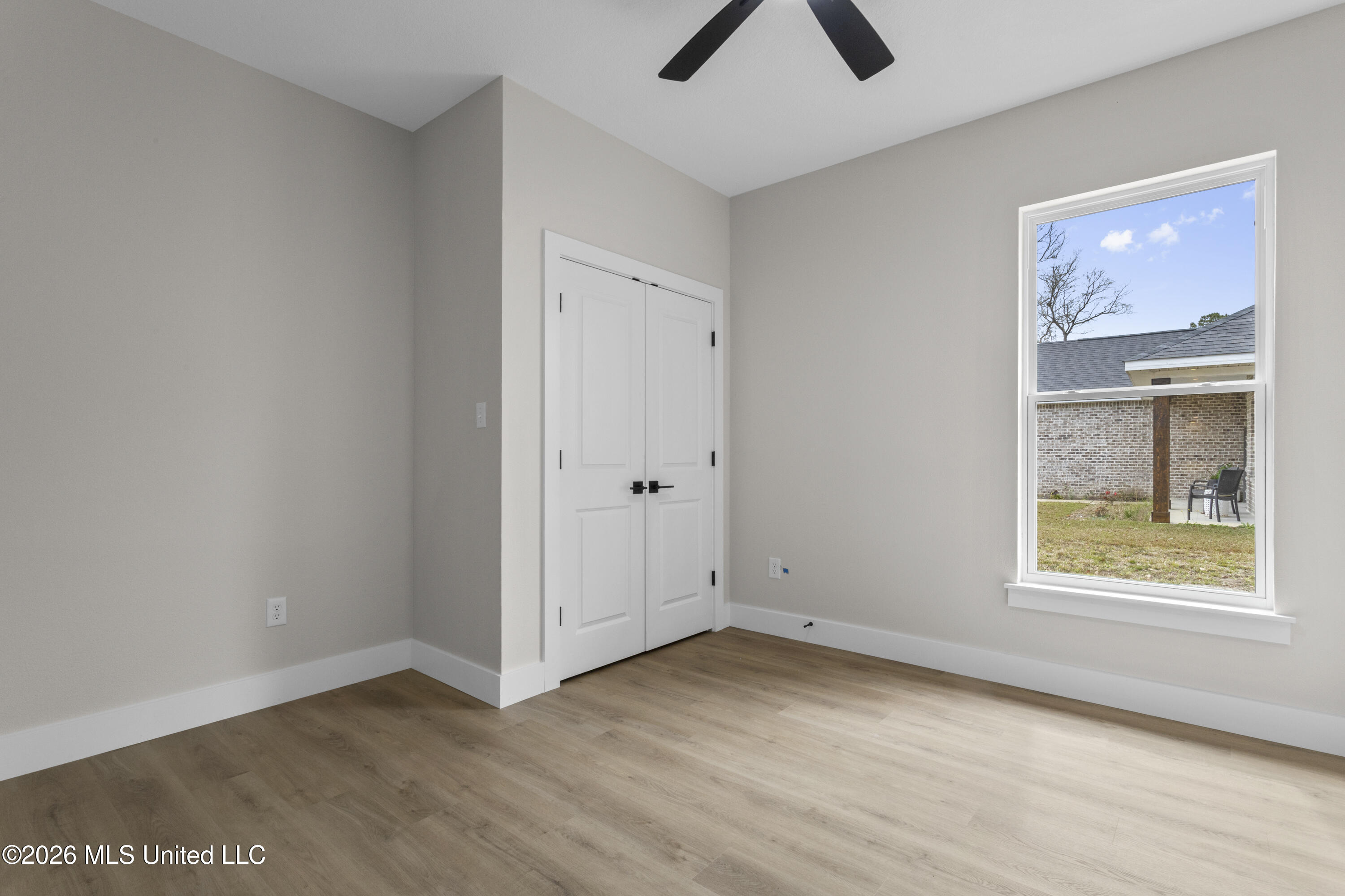 2014 Parkview Drive Property Photo 34