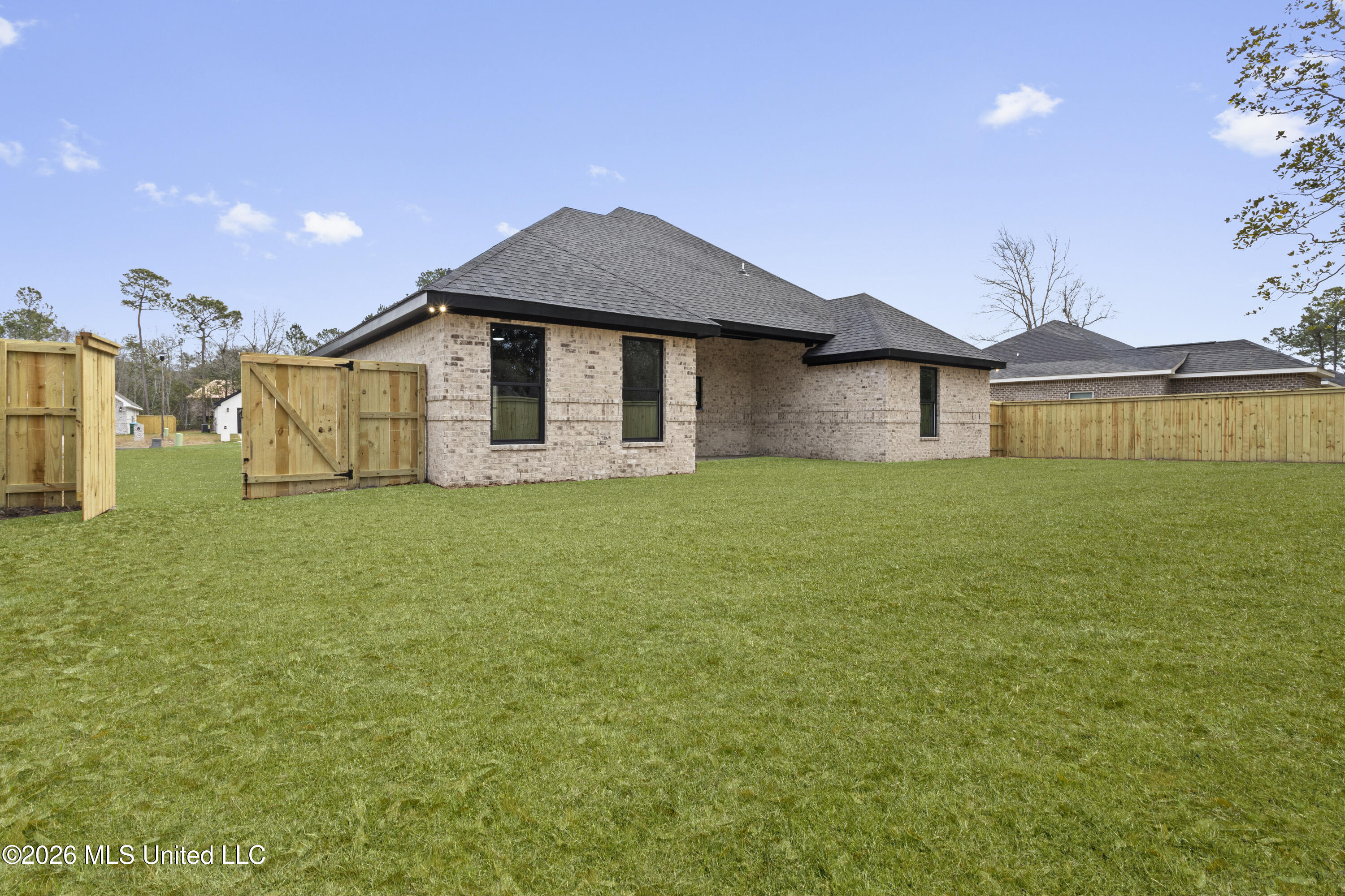 2014 Parkview Drive Property Photo 37