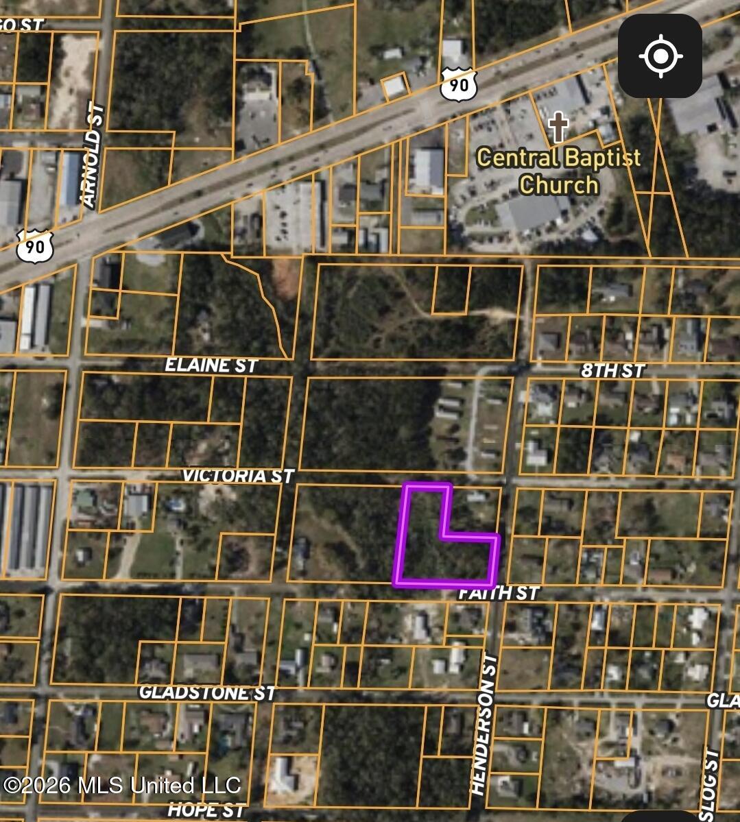 2201 Henderson Street Property Photo 2