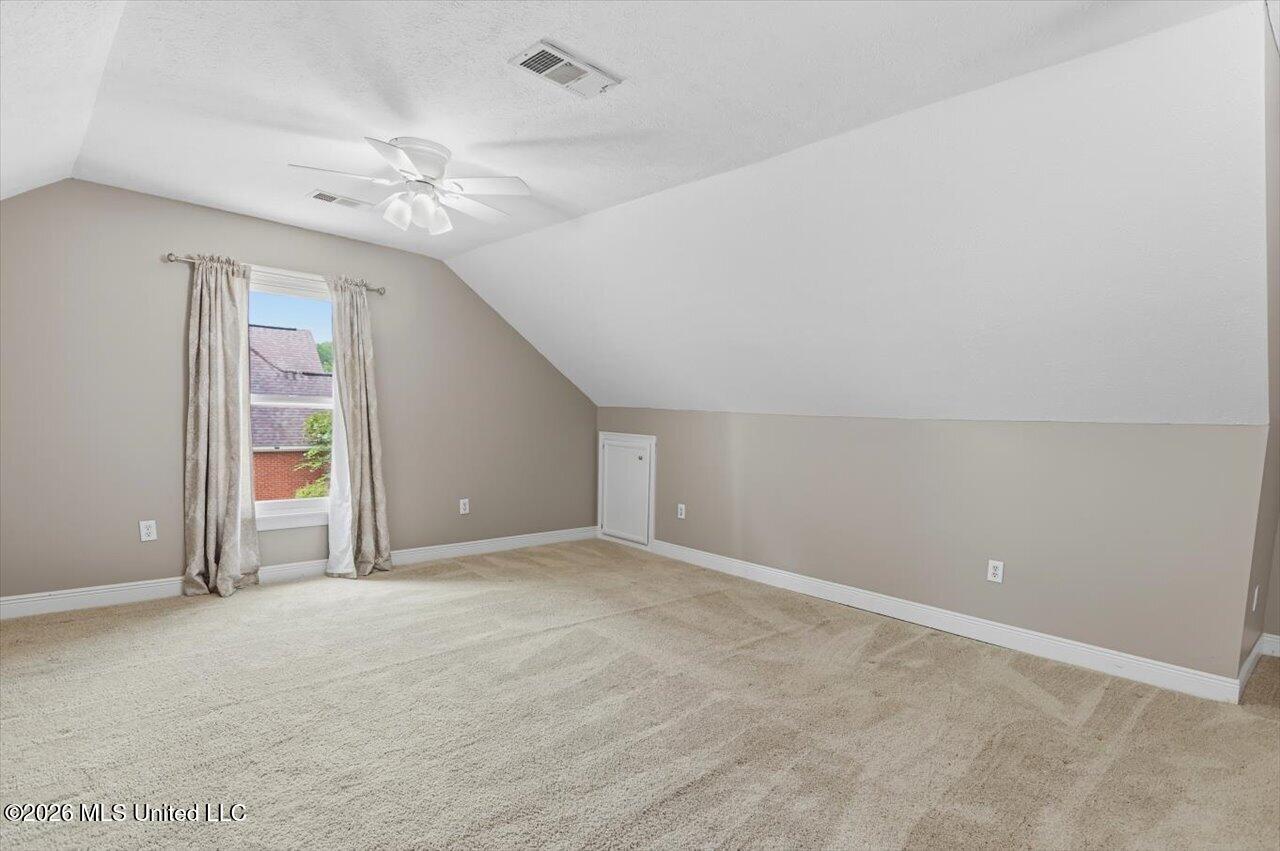 520 Ridge Circle Property Photo 40