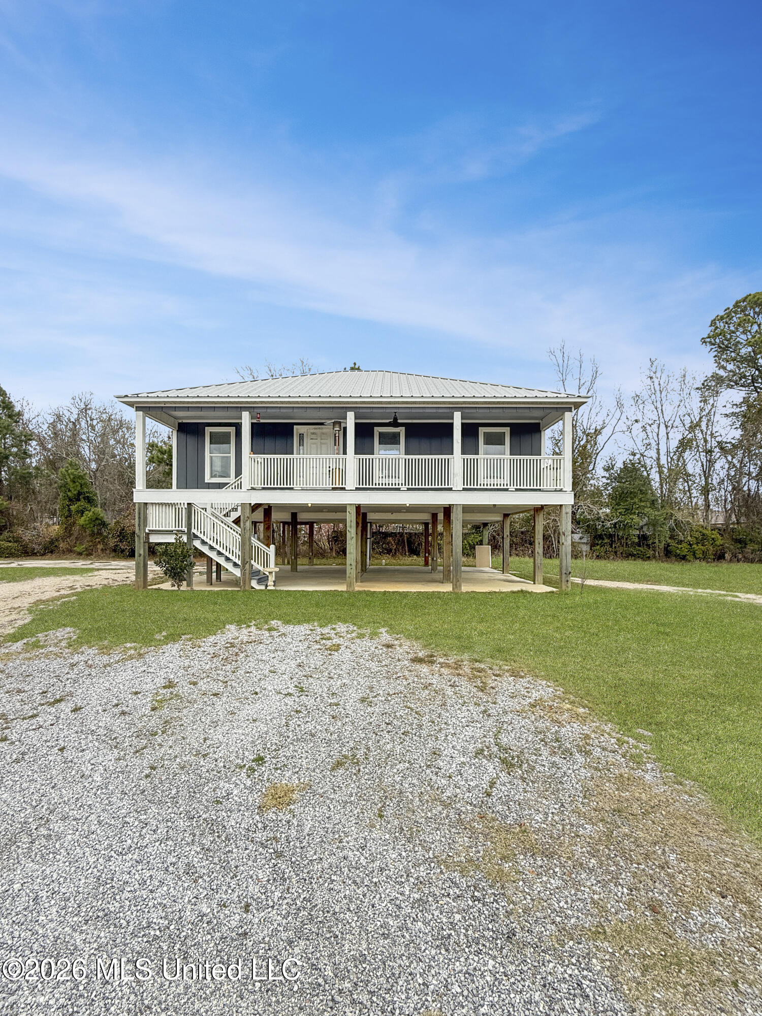 10501 Pin Oak Drive Property Photo 3