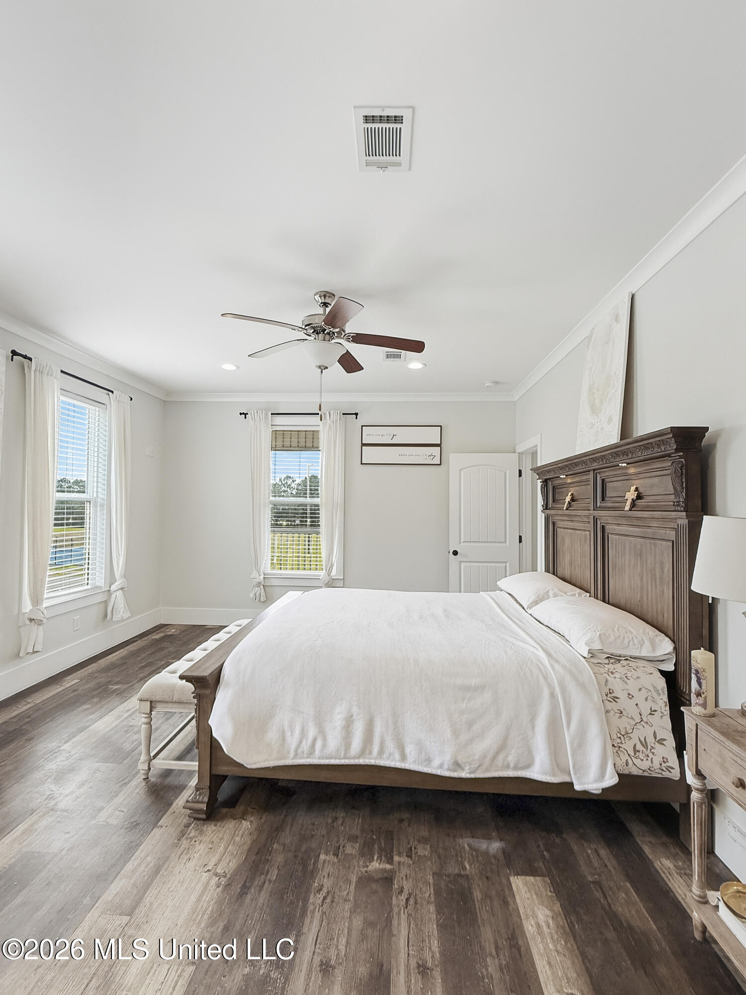 10501 Pin Oak Drive Property Photo 11