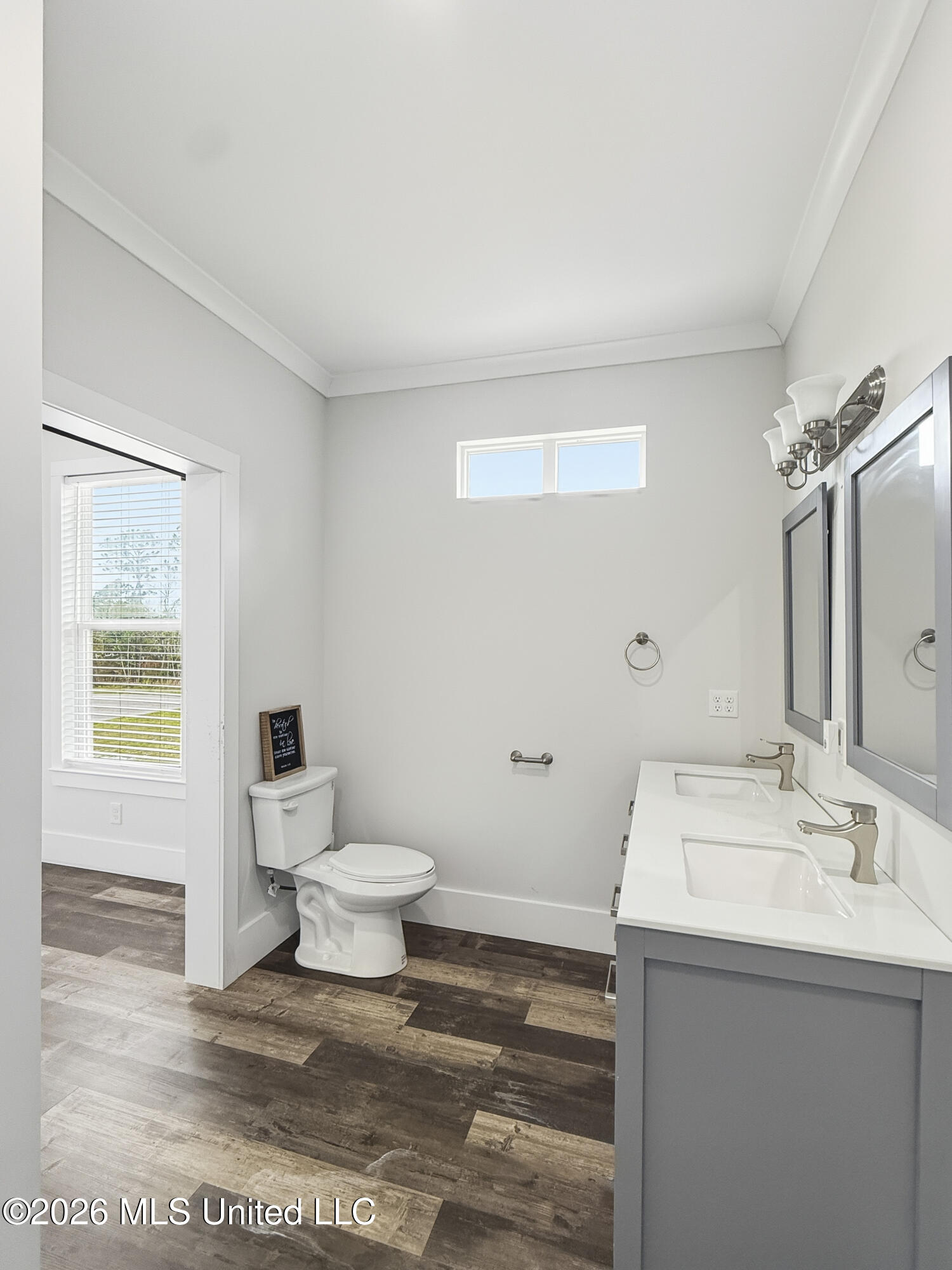 10501 Pin Oak Drive Property Photo 19