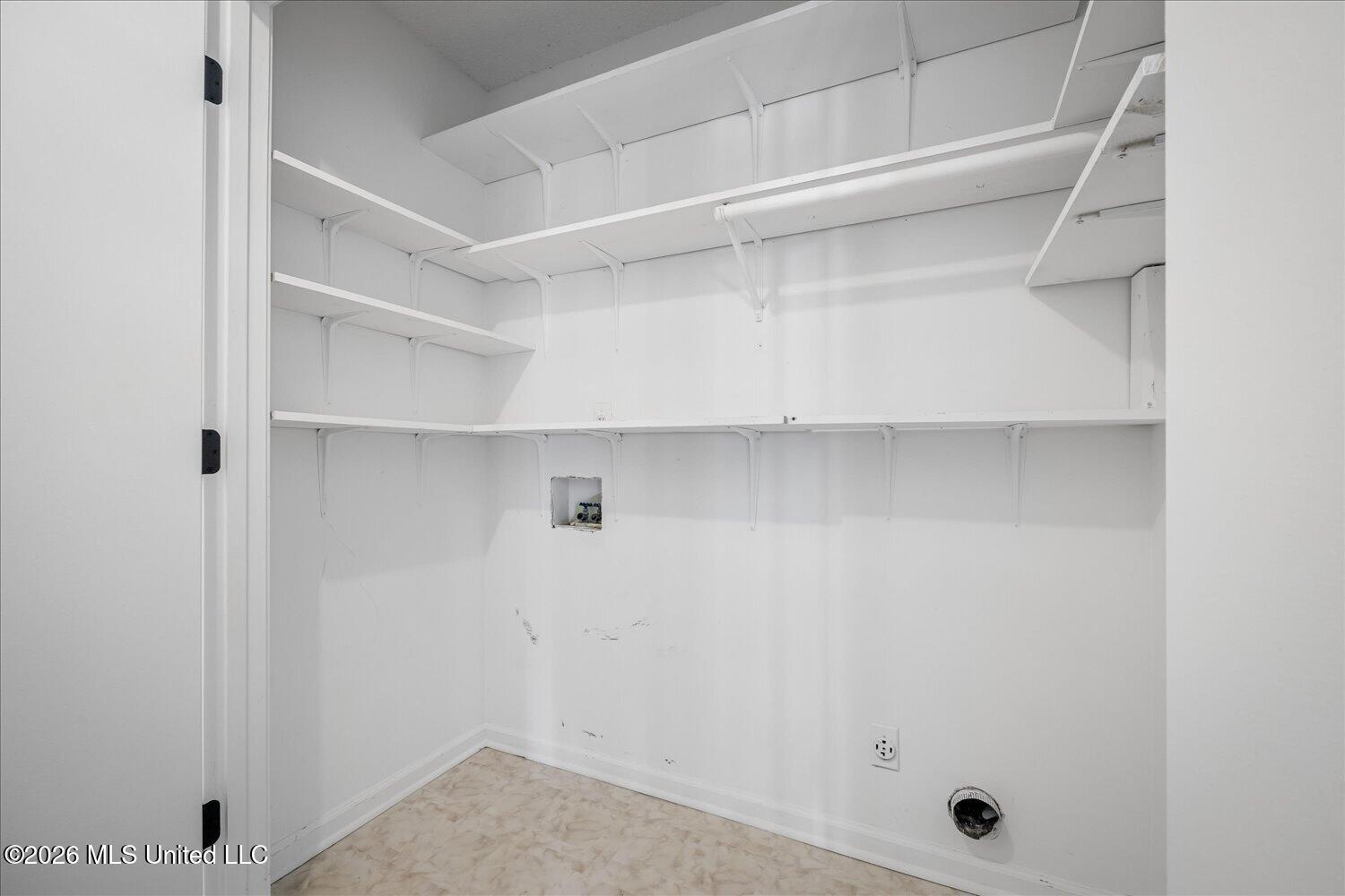 263 Nonconnah Drive Property Photo 16