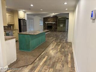 508 Se 10th Avenue Property Photo 5