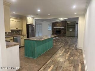 508 Se 10th Avenue Property Photo 8