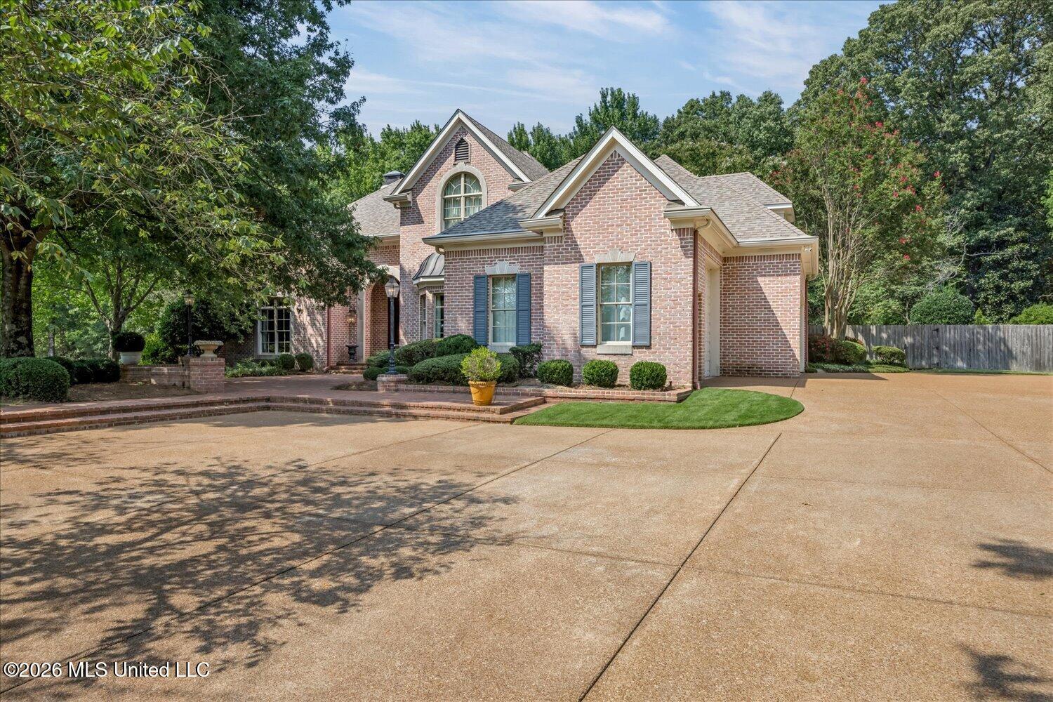 5220 Wedgewood Drive Property Photo 4
