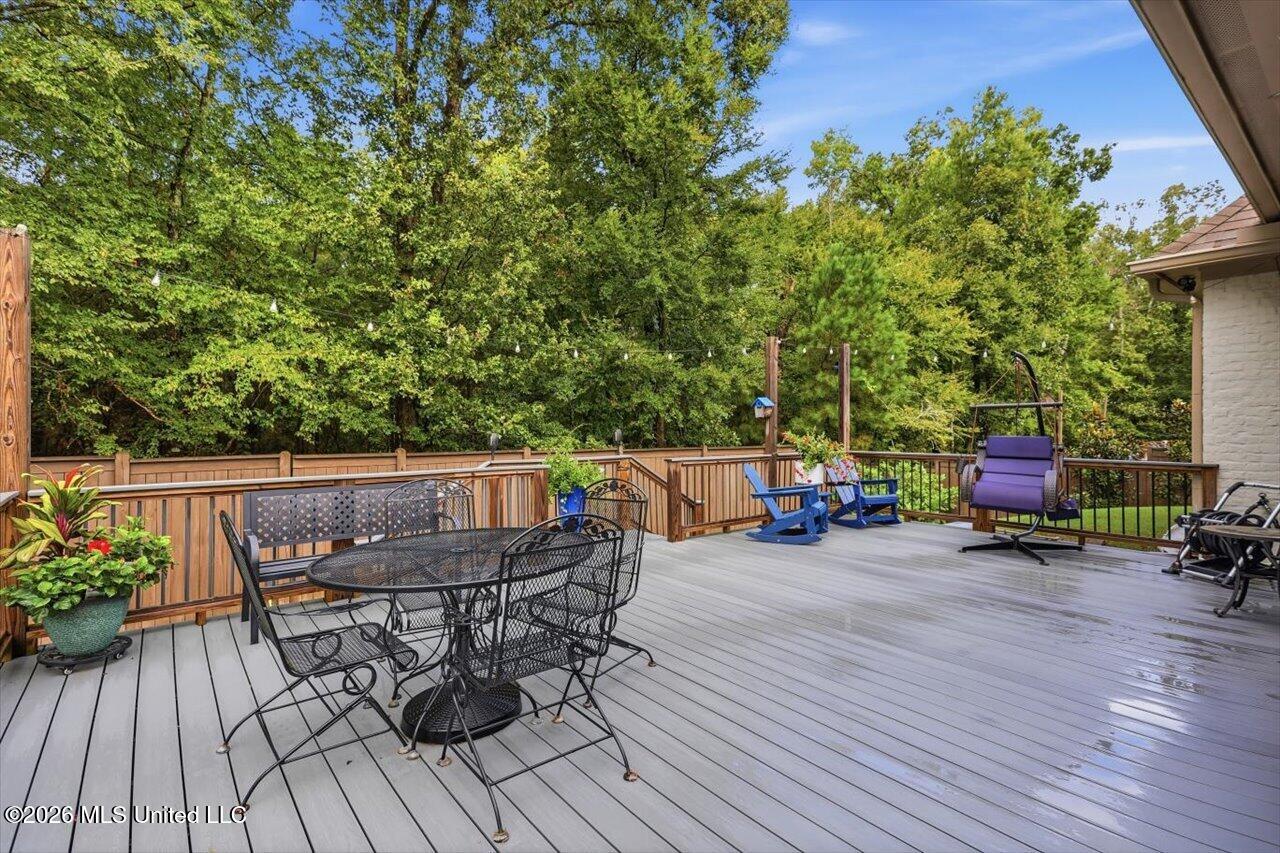 116 Wingtip Cove Property Photo 12