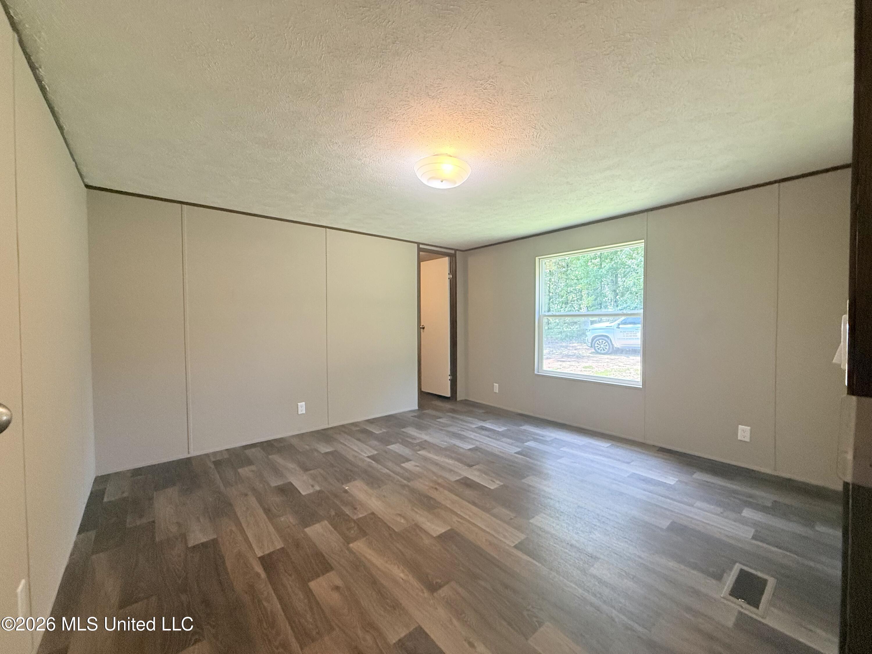 1206 Quinlivan Road Property Photo 11