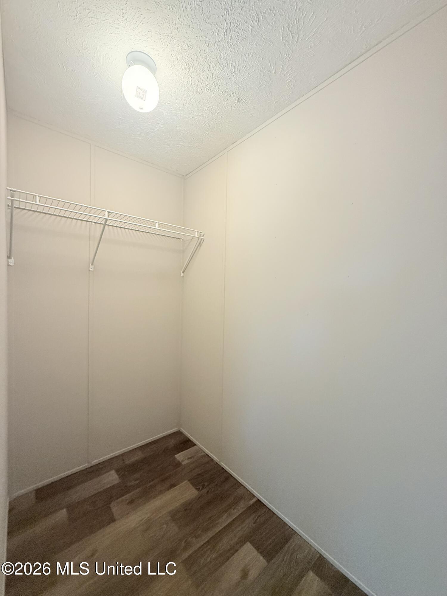 1206 Quinlivan Road Property Photo 12