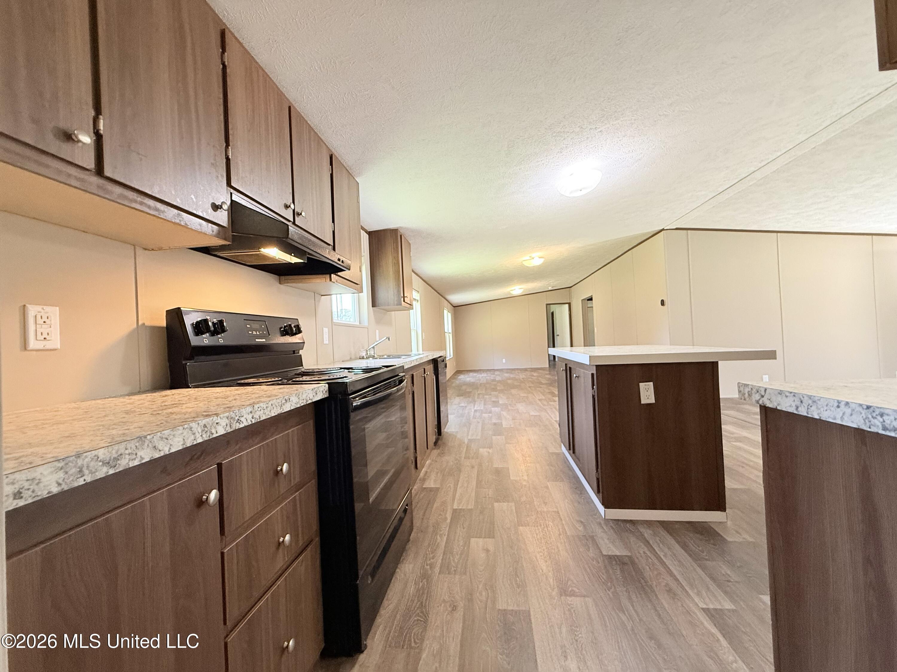 1206 Quinlivan Road Property Photo 18