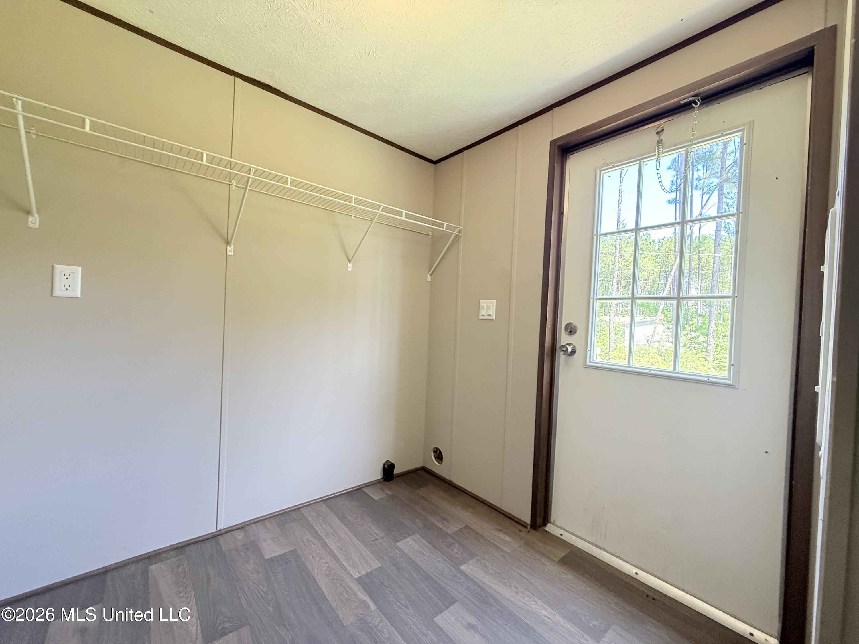 1206 Quinlivan Road Property Photo 20