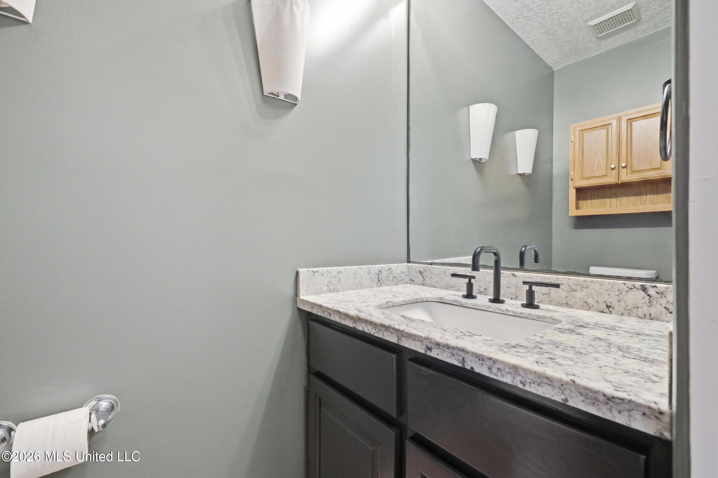 26560 Camille Drive Property Photo 23