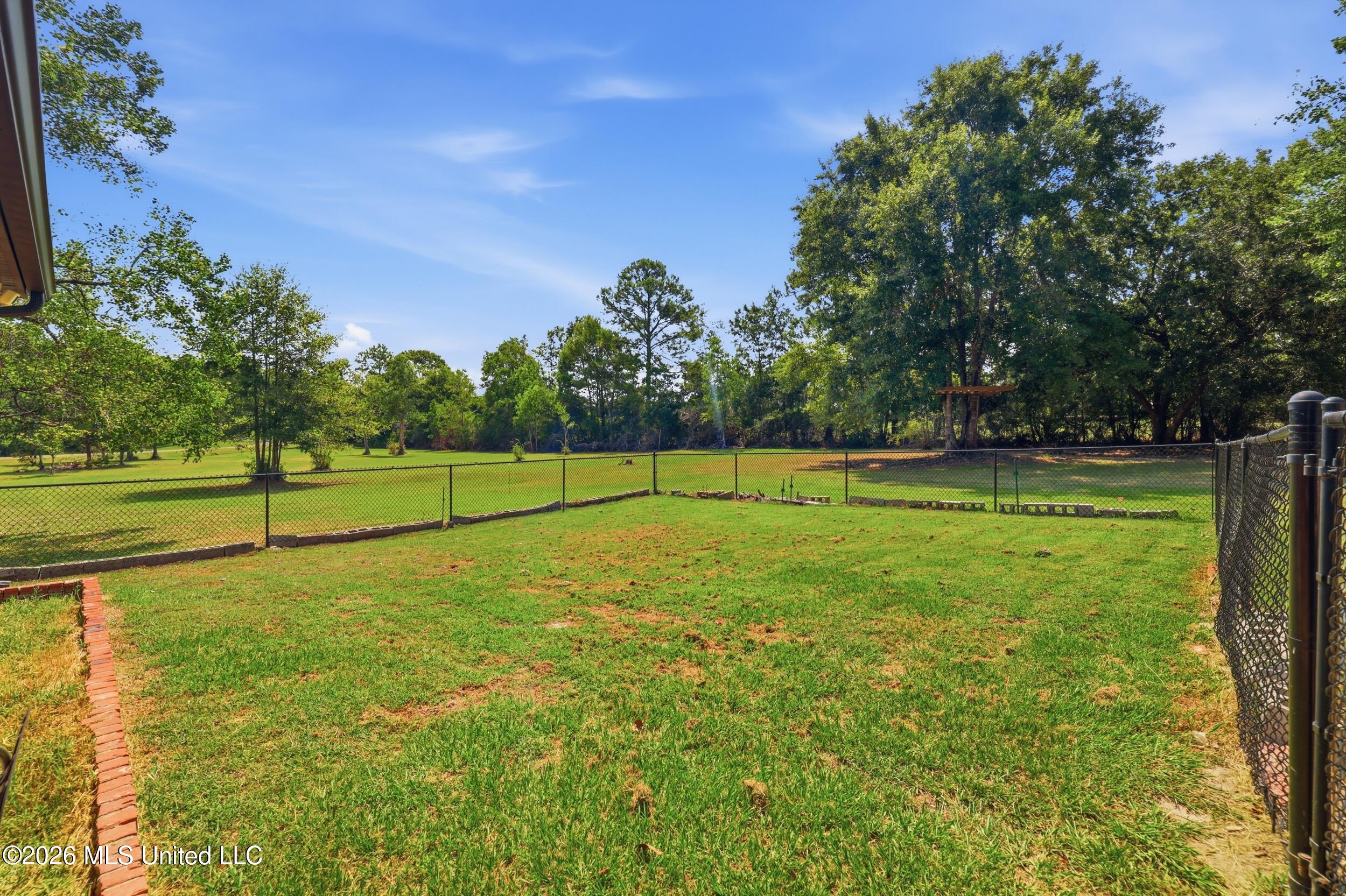 26560 Camille Drive Property Photo 29