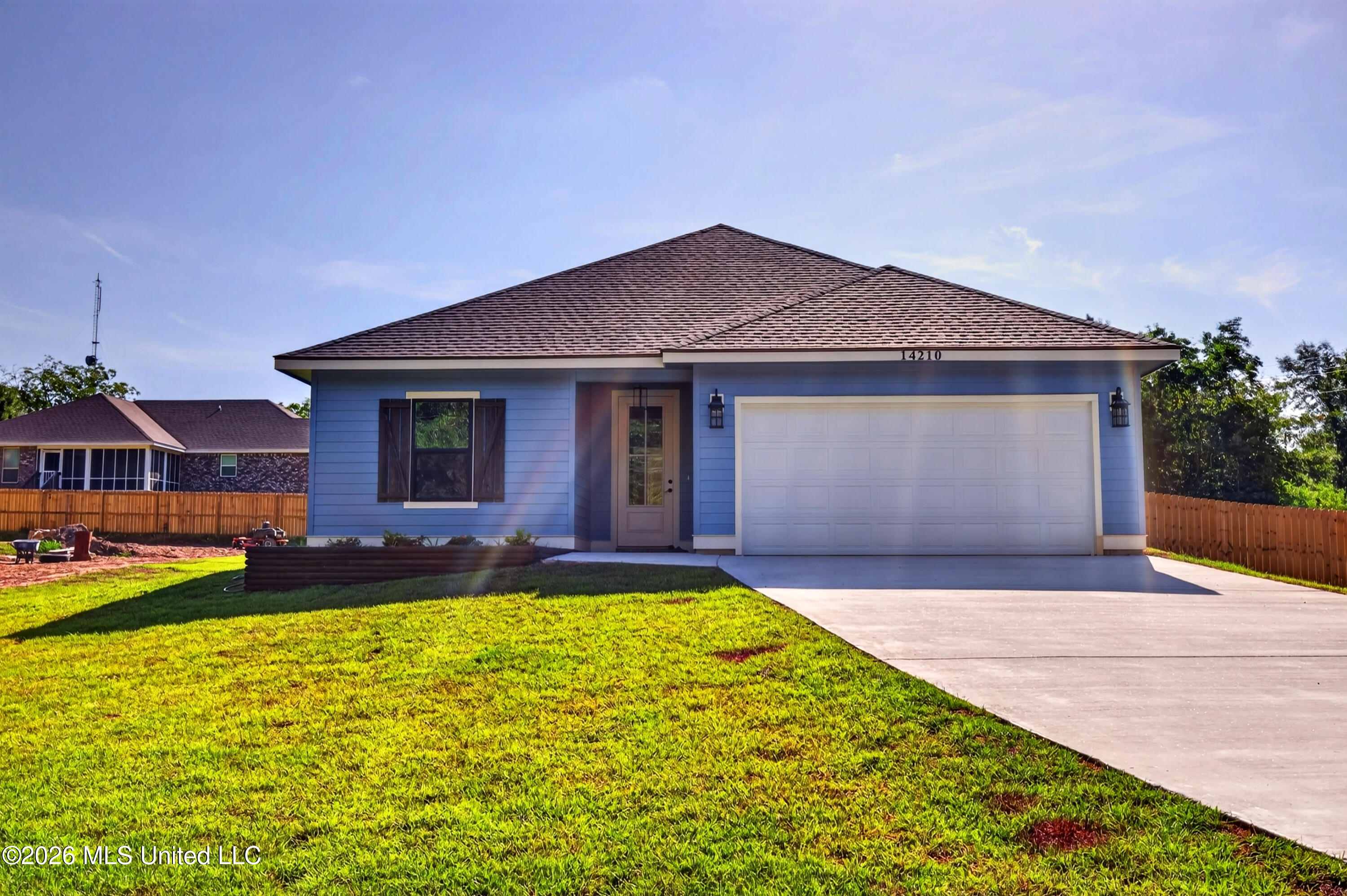 14210 3rd Avenue Property Photo 1