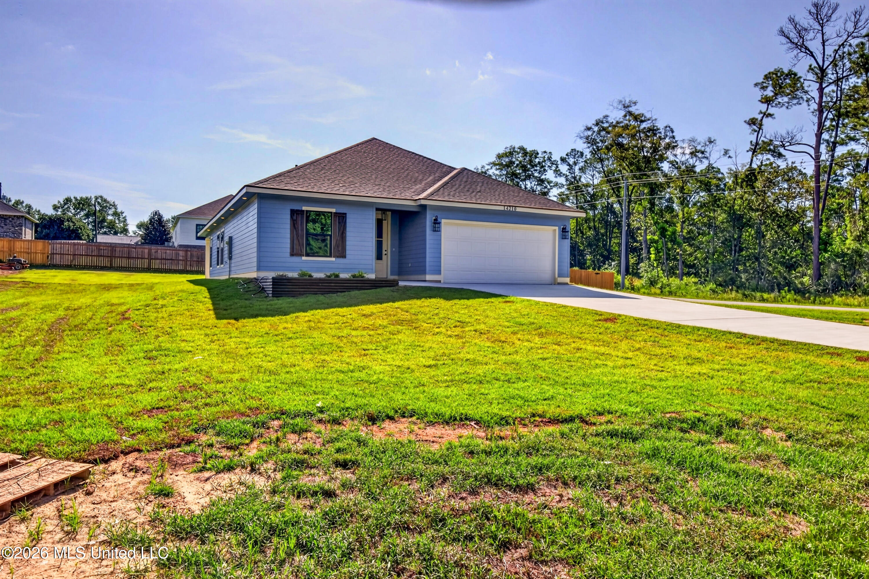 14210 3rd Avenue Property Photo 4