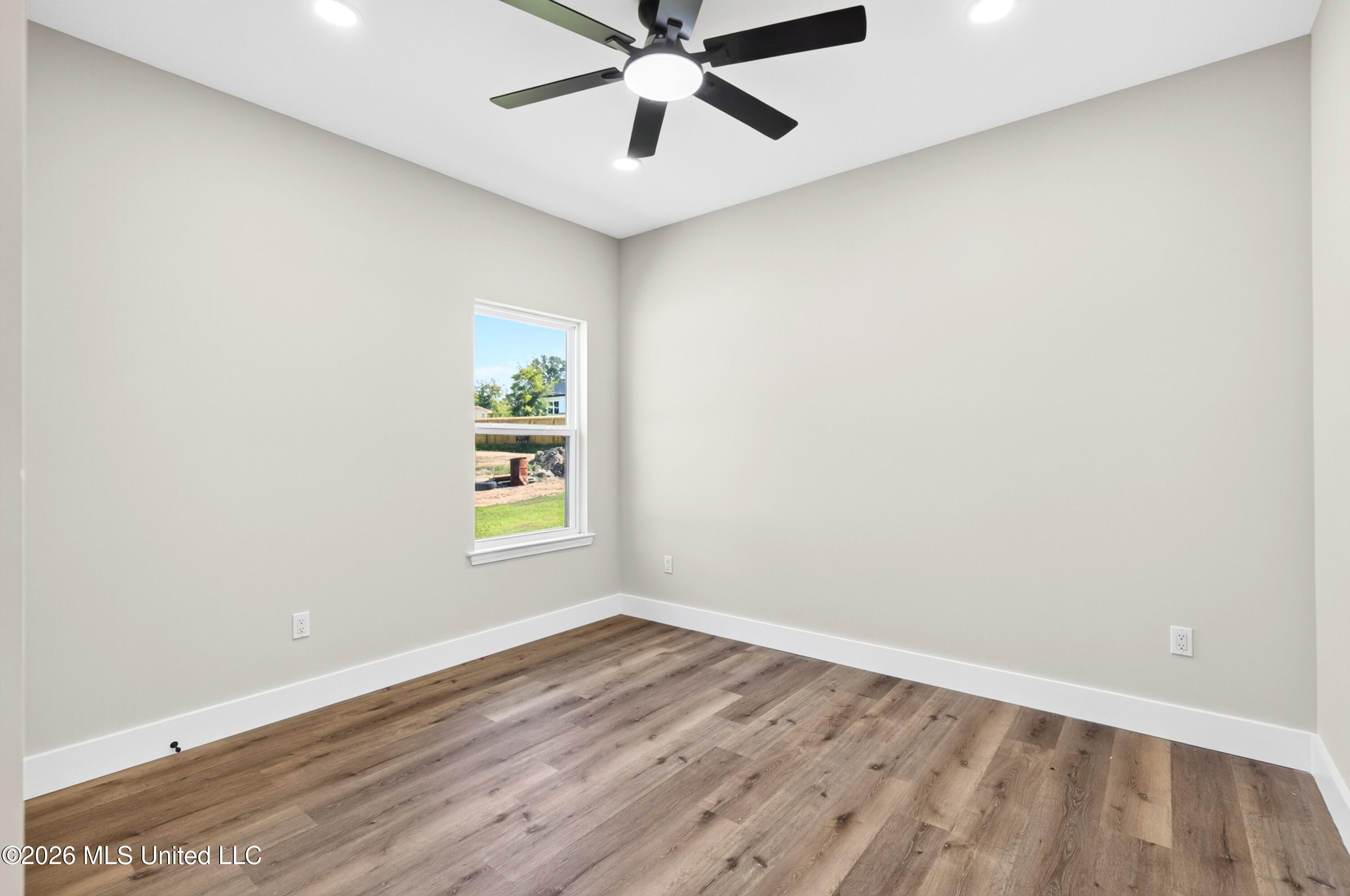 14210 3rd Avenue Property Photo 29