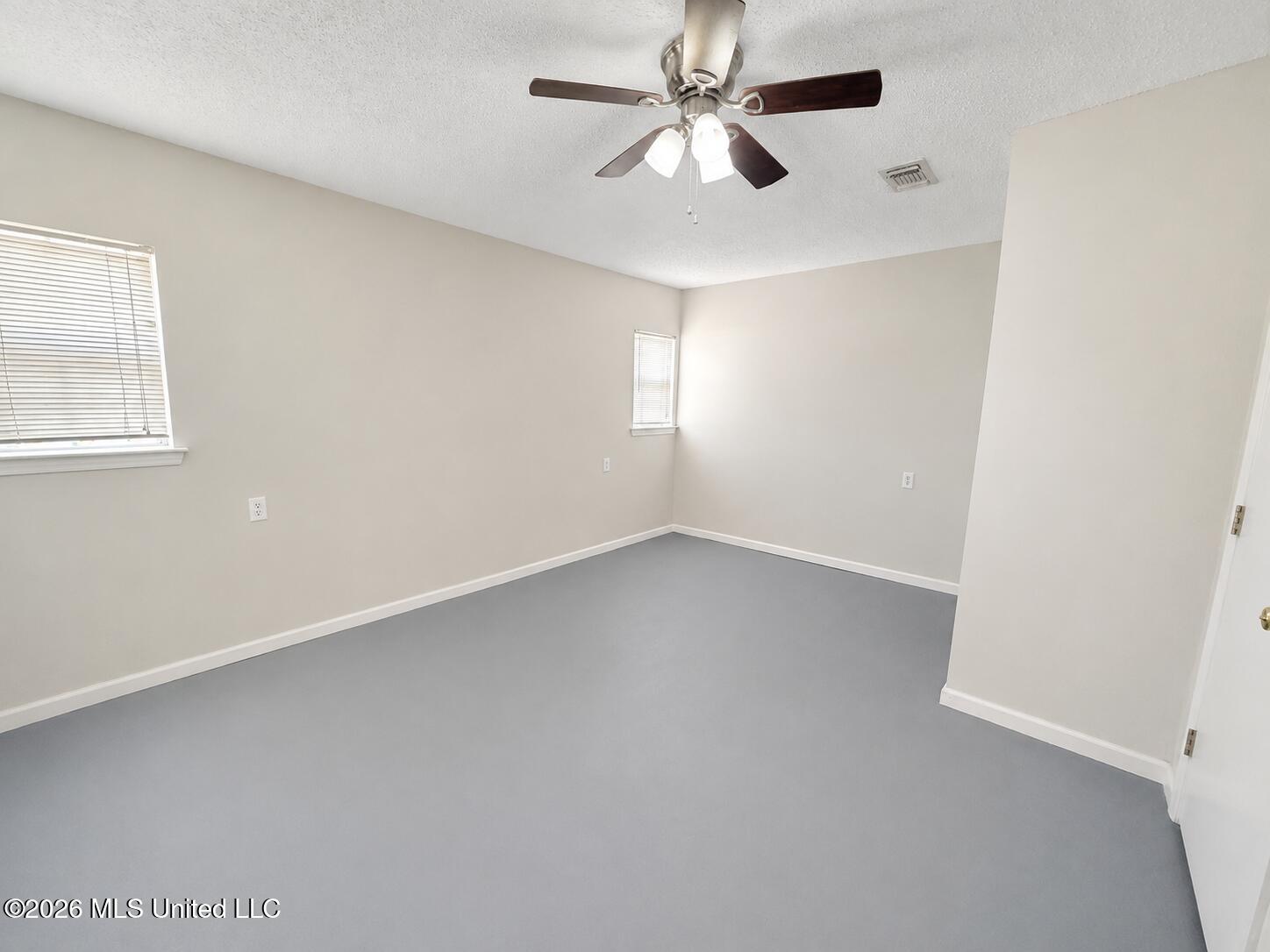 7026 W Forrest Street Property Photo 11
