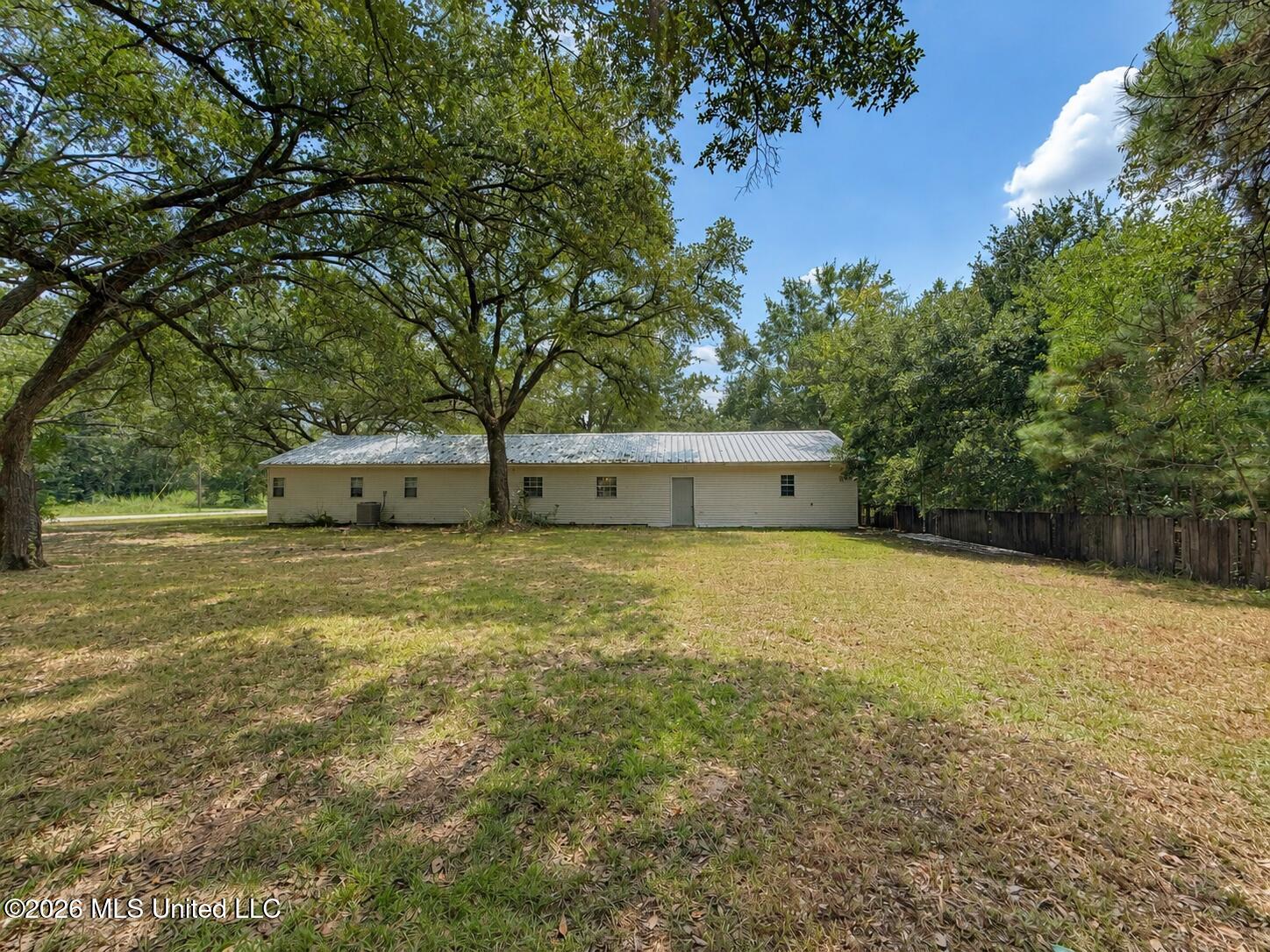 7026 W Forrest Street Property Photo 17