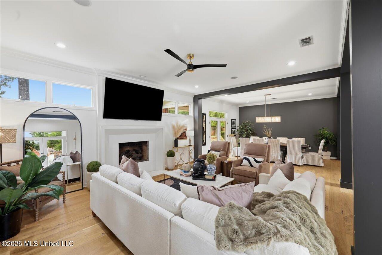 101 Saddle Creek Cove Property Photo 13