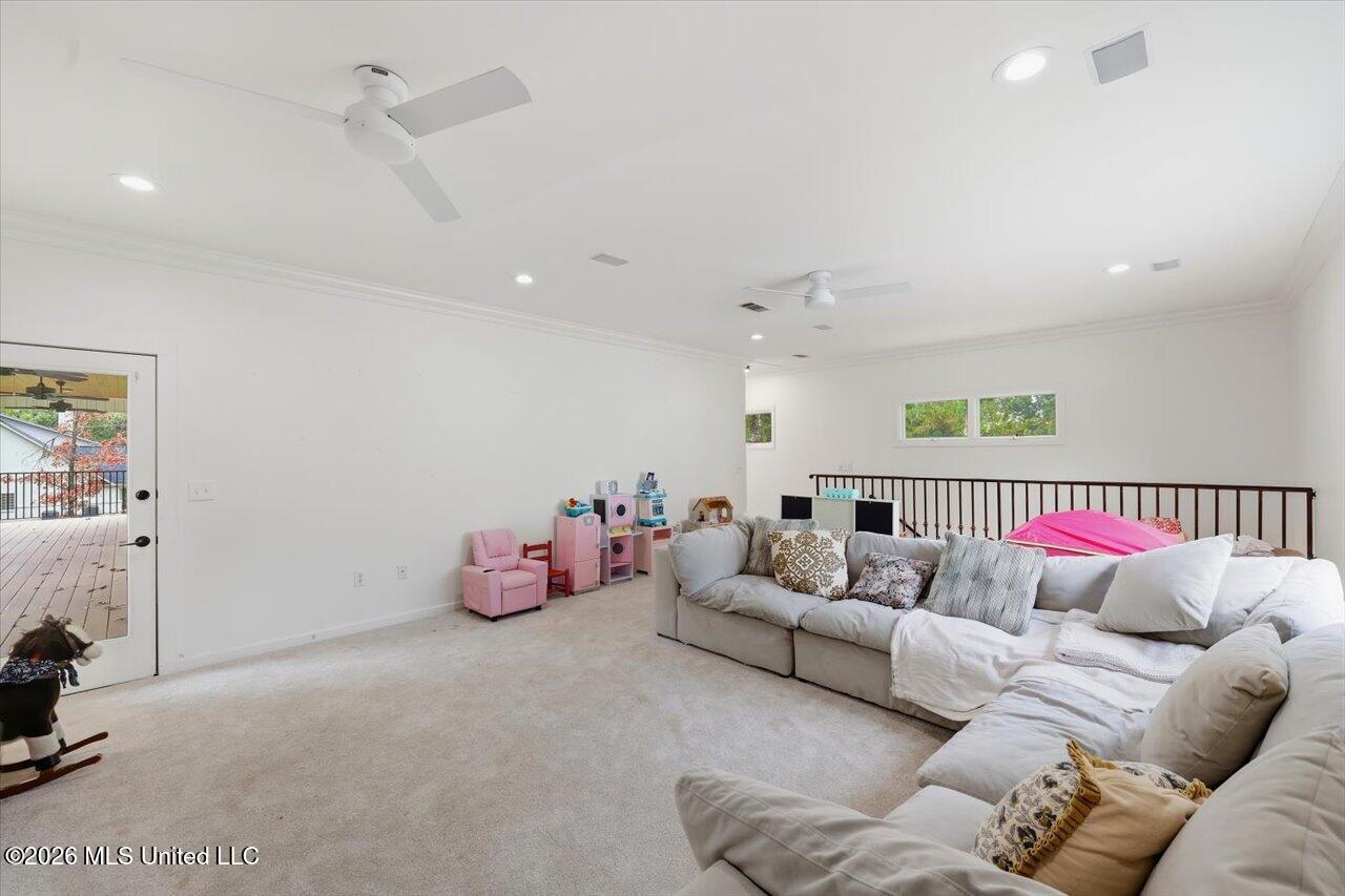 101 Saddle Creek Cove Property Photo 51