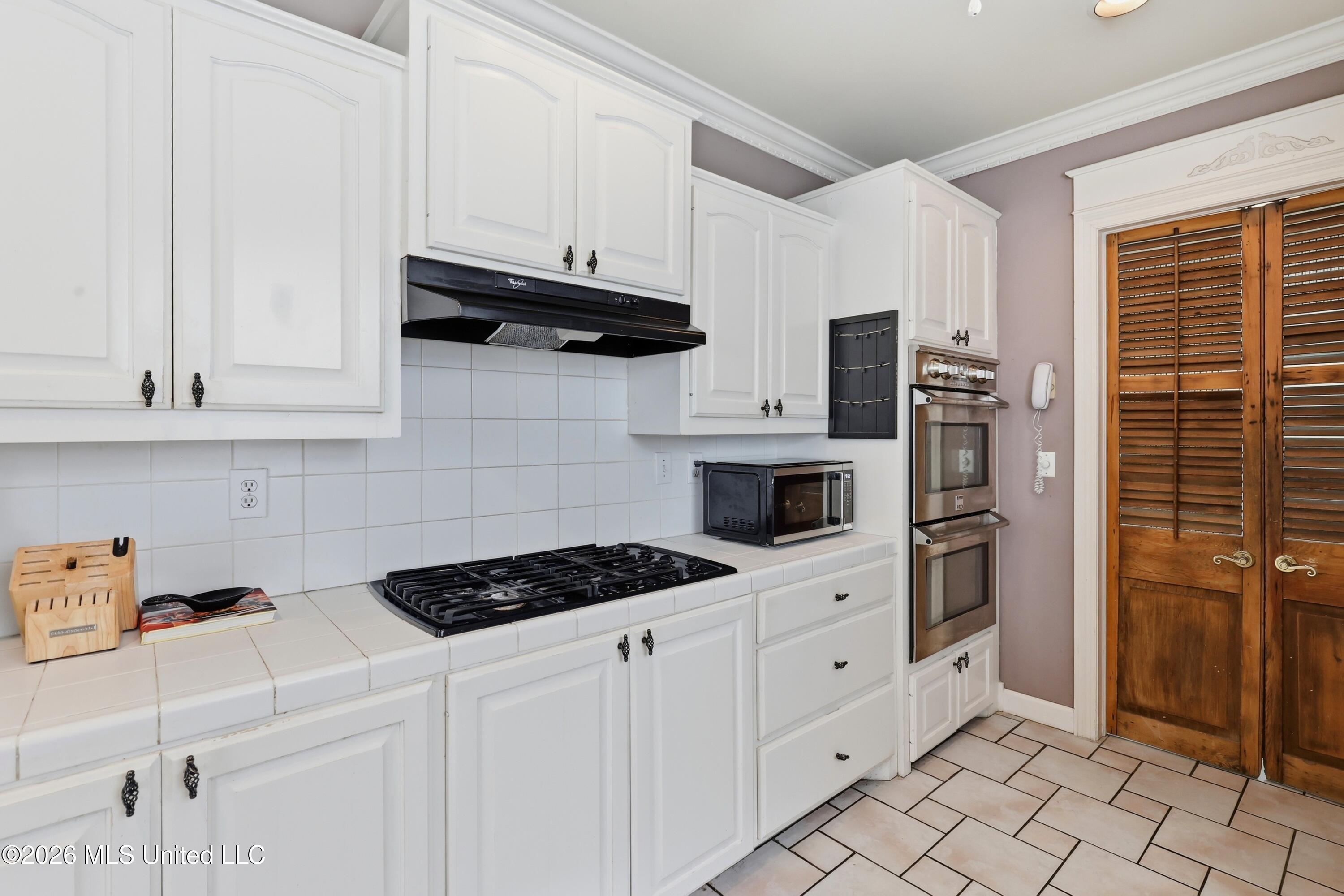 413 Eastpointe Cove Property Photo 19