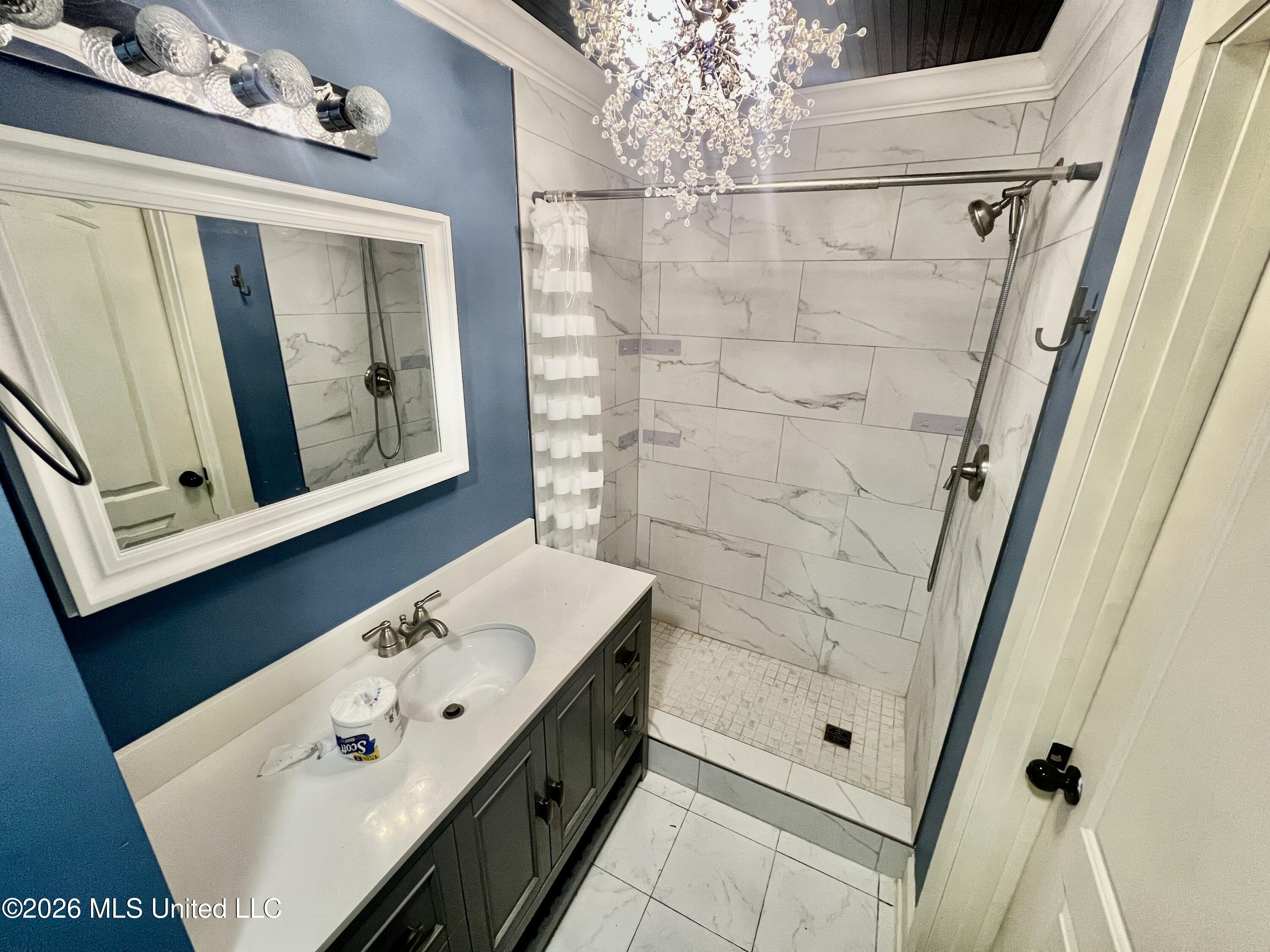 519 W Highway 82 Property Photo 15