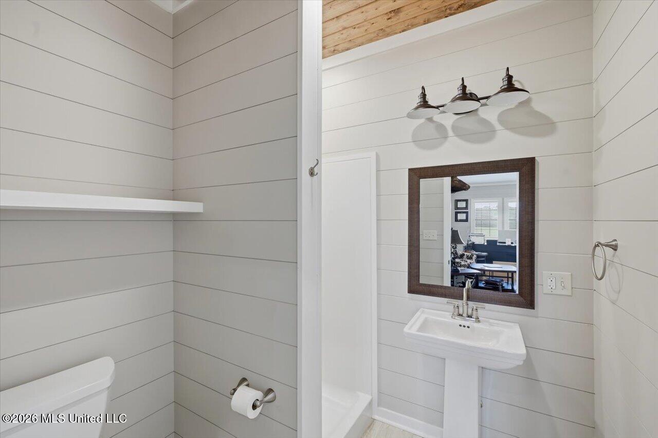 612 U.s. 51 Property Photo 52